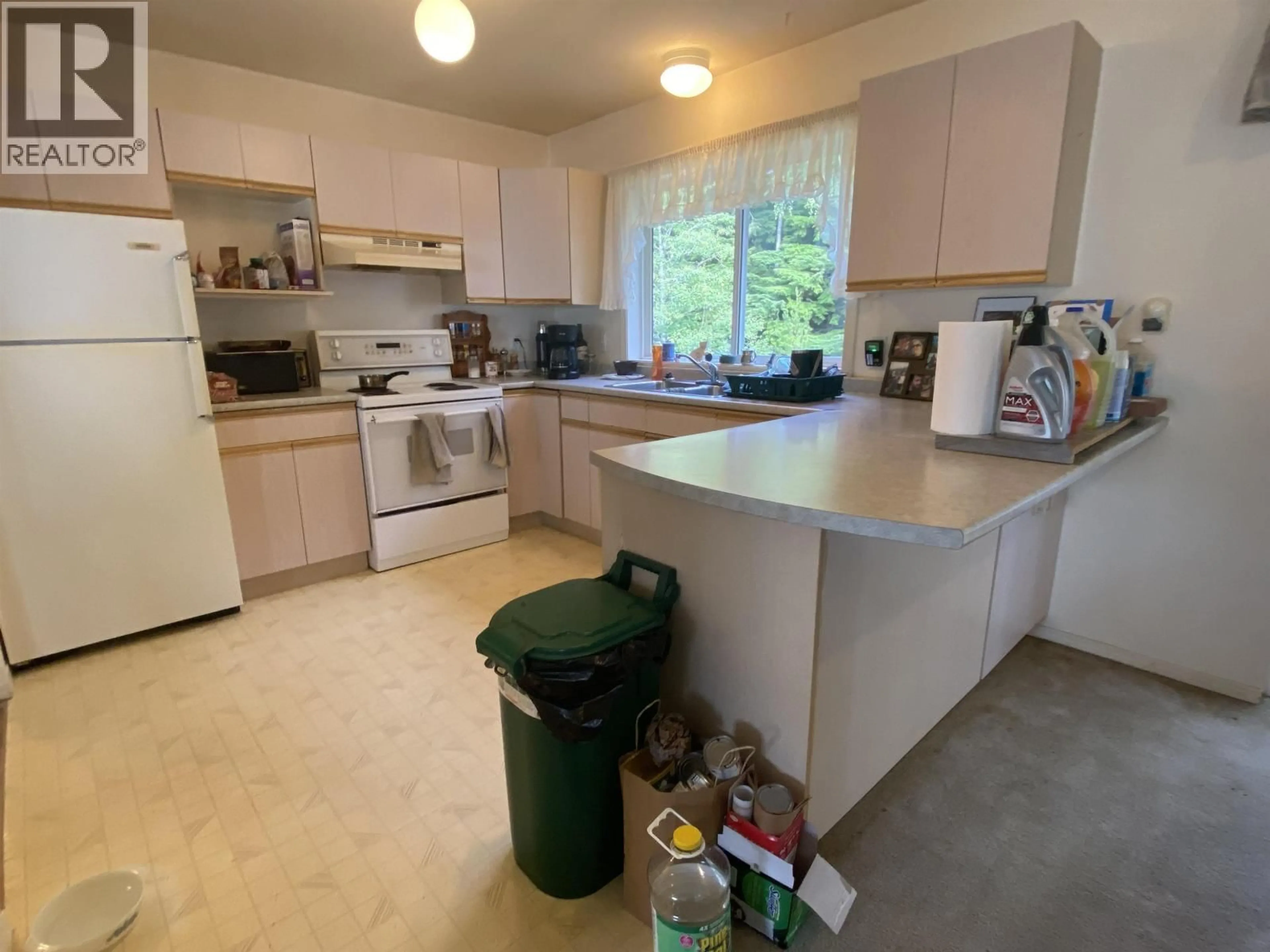 Standard kitchen, unknown for 3678 HAWTHORNE AVENUE, Terrace British Columbia V8G5E2