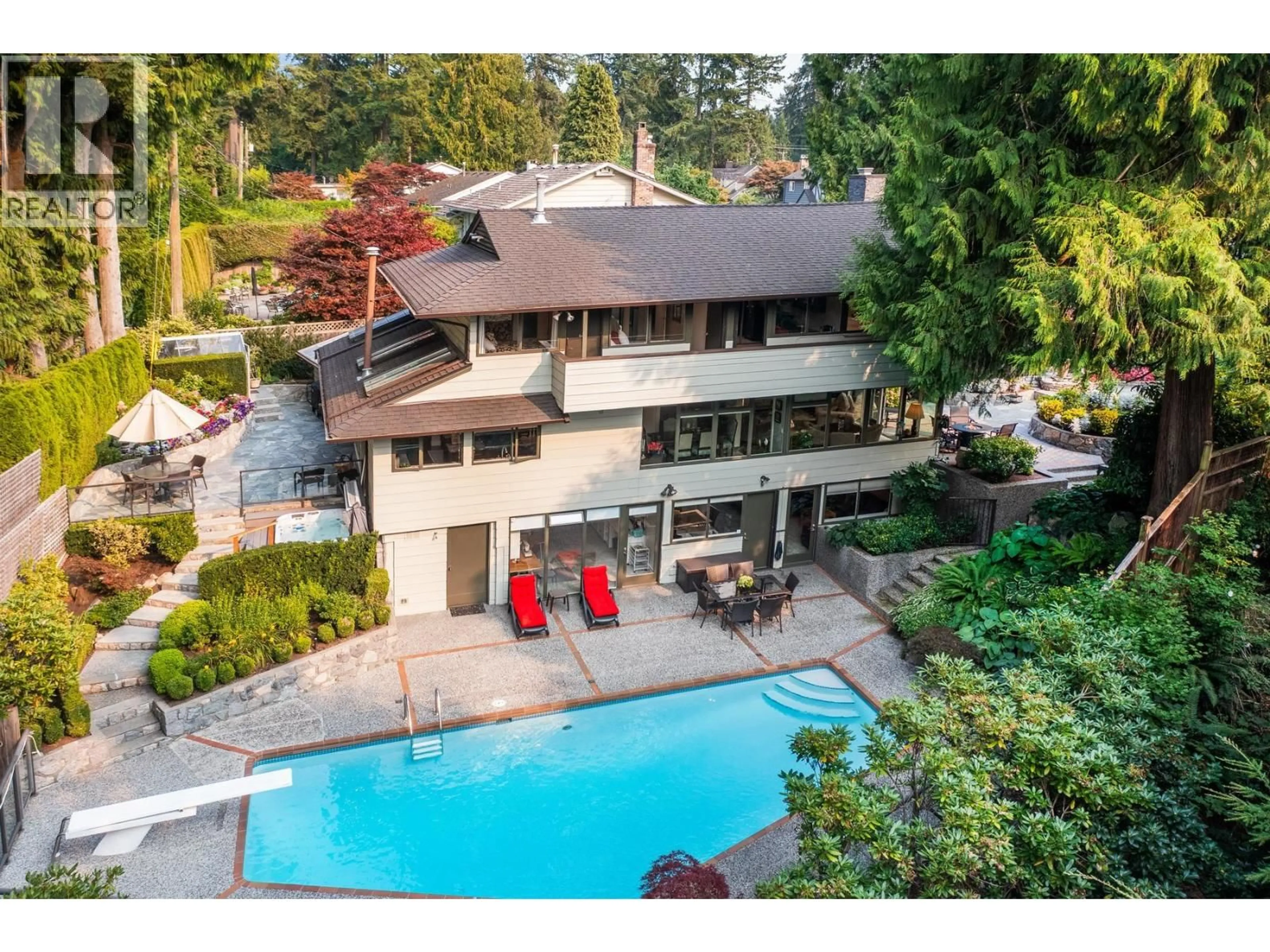 A pic from outside/outdoor area/front of a property/back of a property/a pic from drone, water/lake/river/ocean view for 4423 PATTERDALE DRIVE, North Vancouver British Columbia V7R4L6