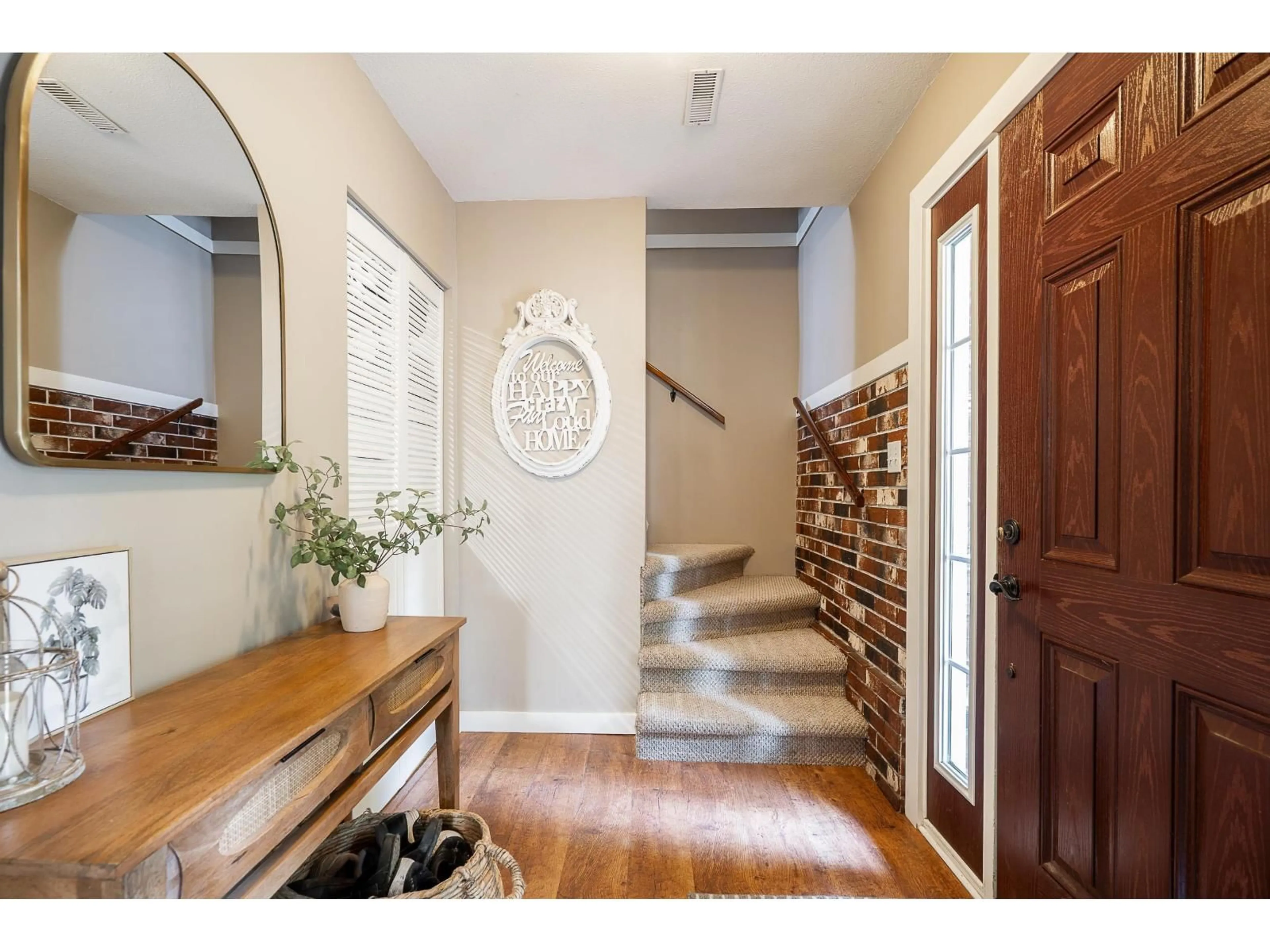 Indoor entryway for 3632 202, Langley British Columbia V3A1R5