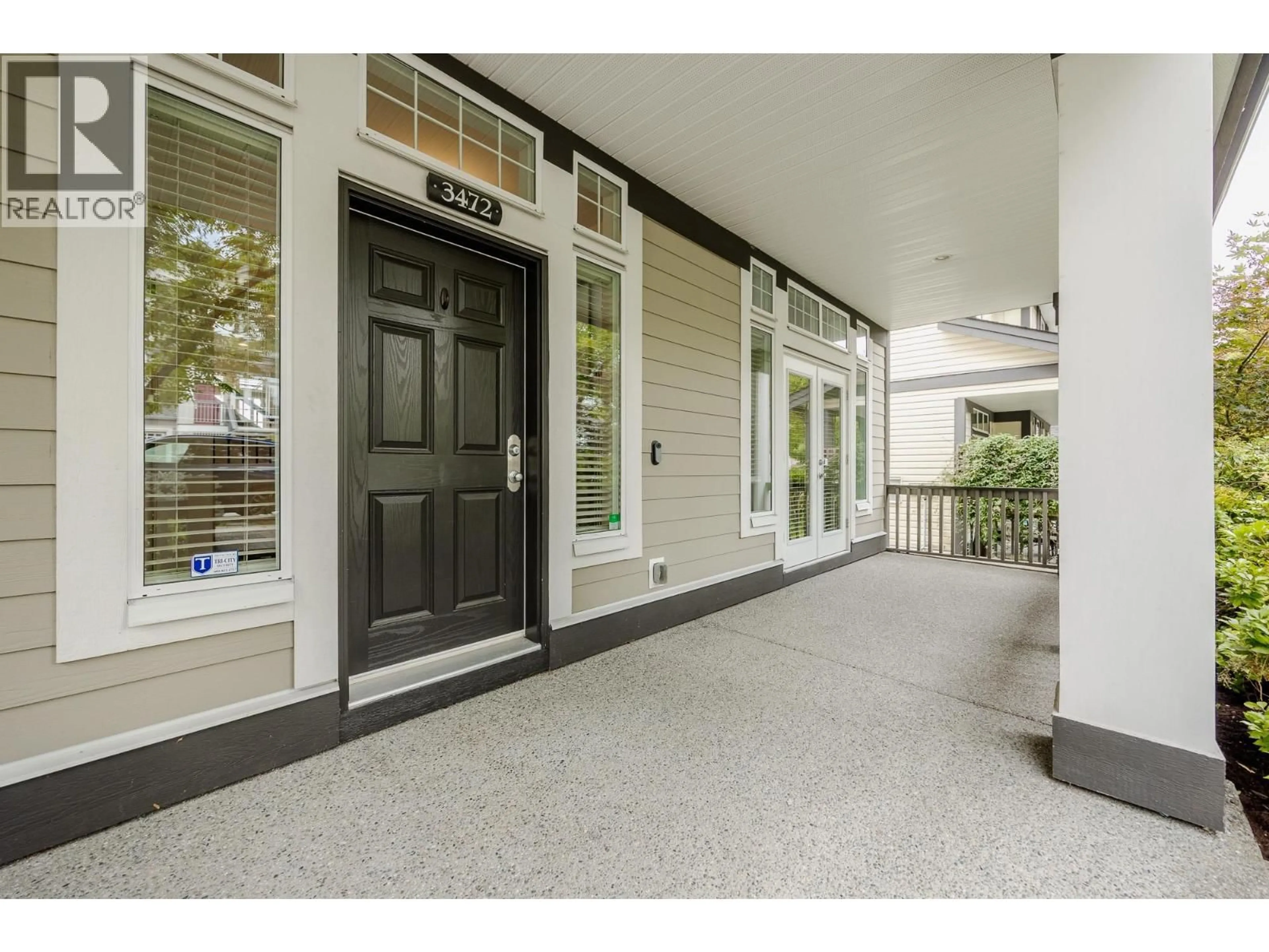 Indoor foyer for 3472 GALLOWAY AVENUE, Coquitlam British Columbia V3E0H7