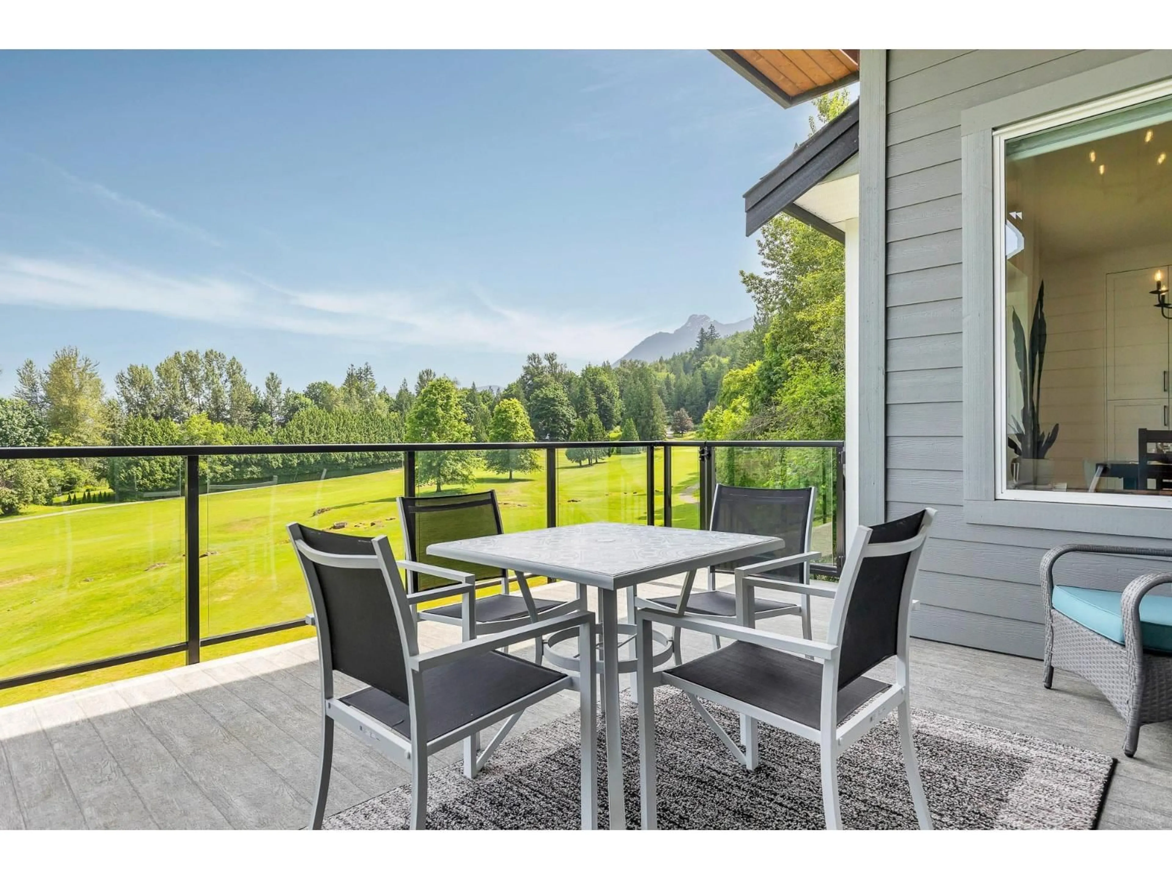 Patio, water/lake/river/ocean view for 17 - 50778 LEDGESTONE PLACE, Chilliwack British Columbia V2P0E7