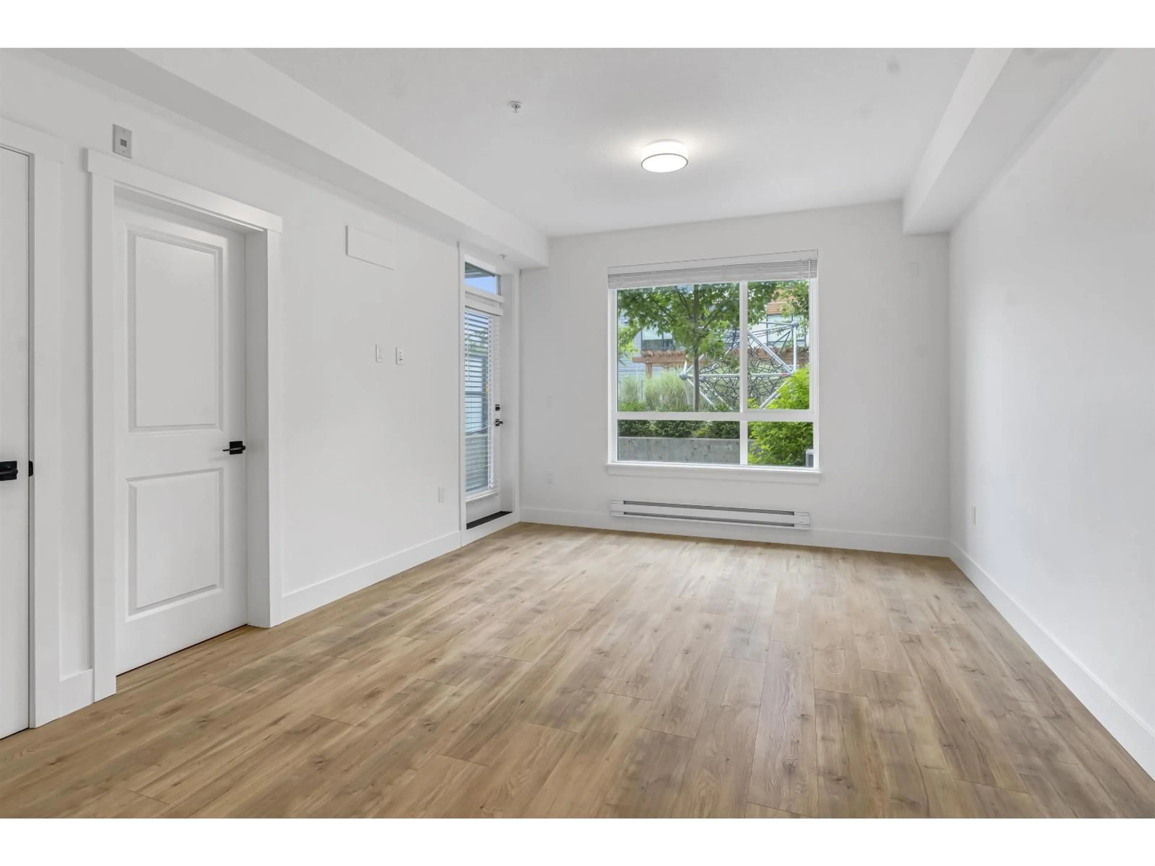 A pic of a room for 105 - 7506 199A, Langley British Columbia V2Y3K9