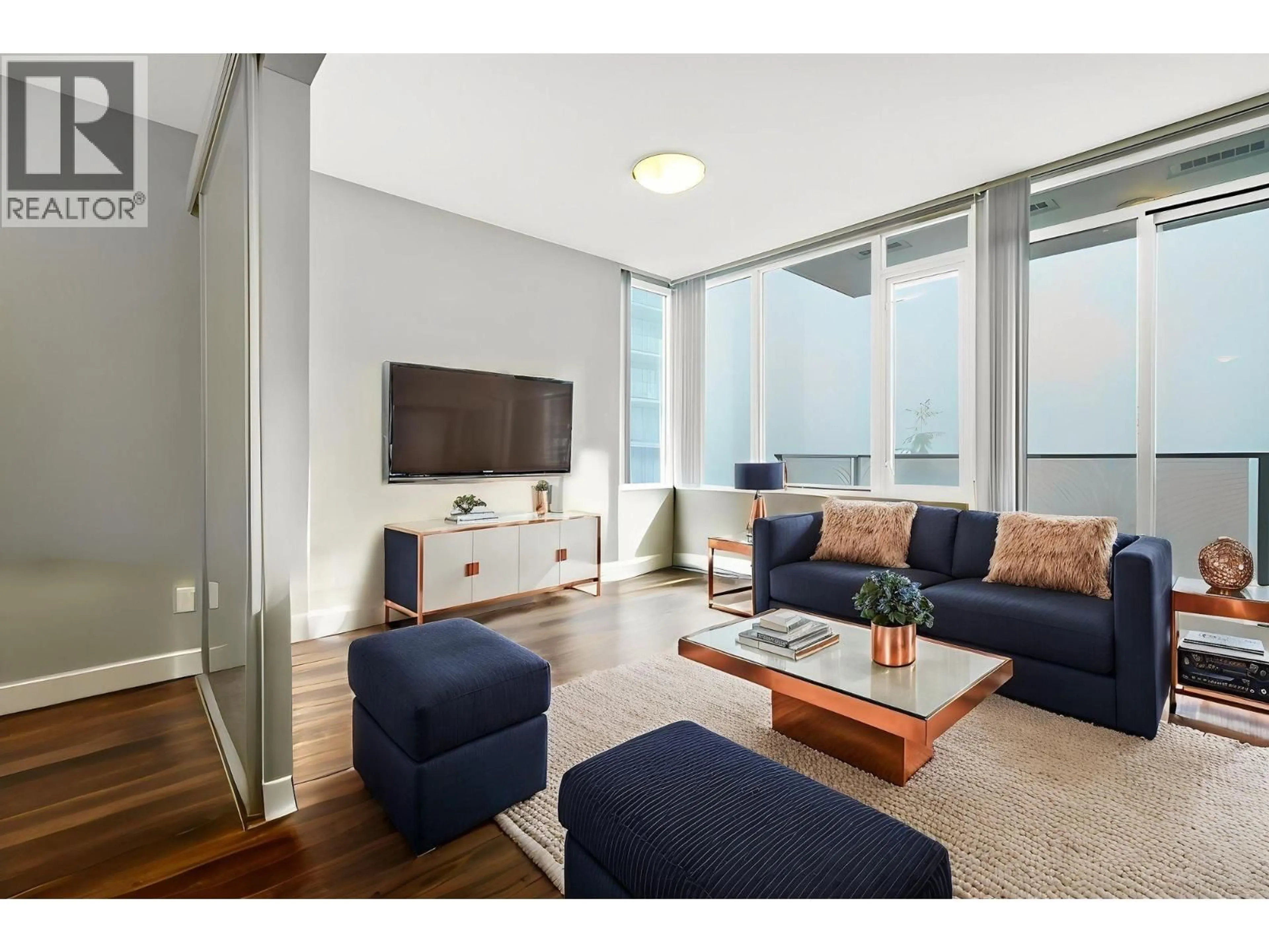 Living room with furniture, unknown for 708 - 9025 HIGHLAND COURT, Burnaby British Columbia V5A0A8