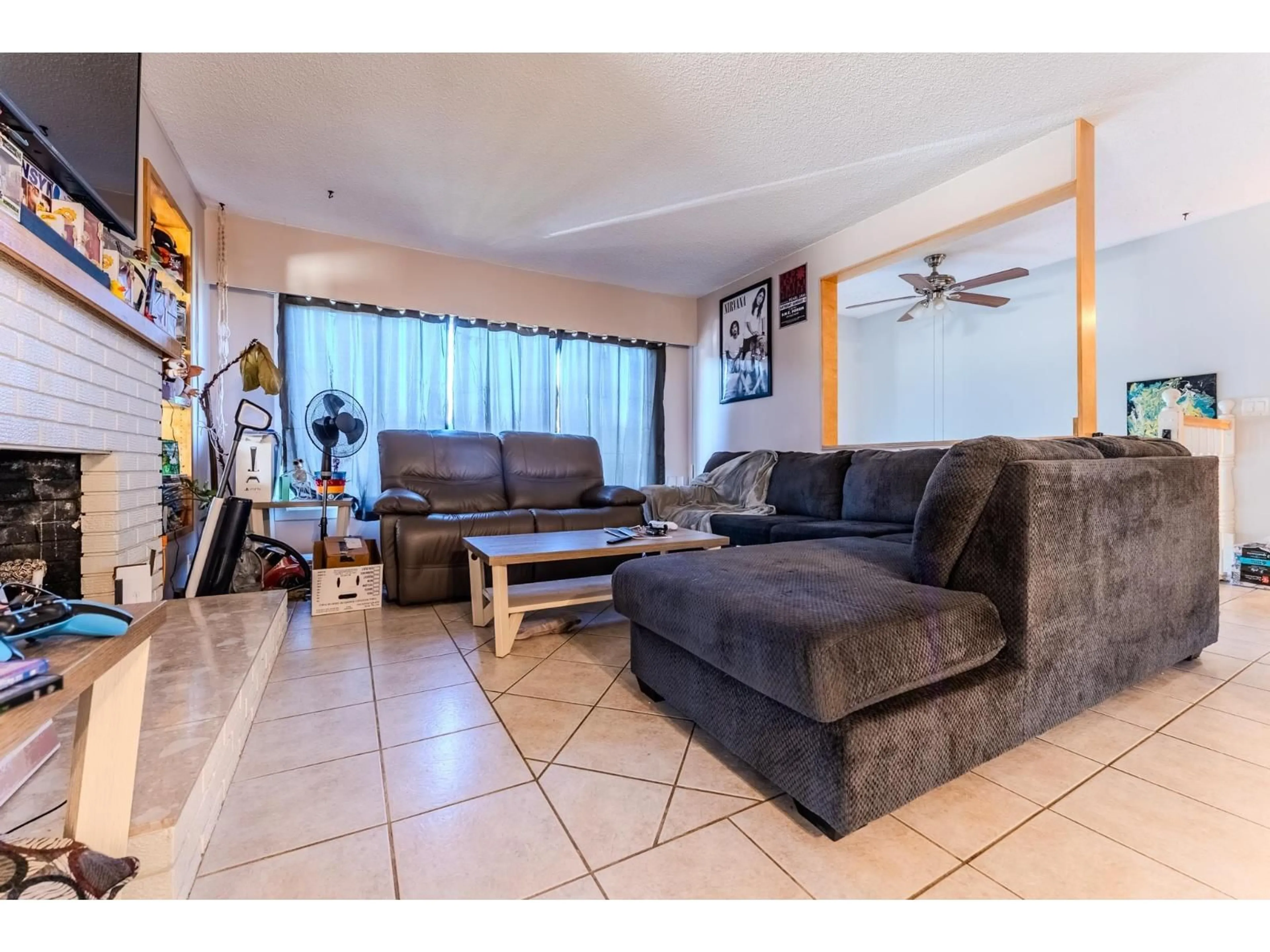 Living room with furniture, unknown for 45378 PRINCESS AVENUE, Chilliwack British Columbia V2P2C2