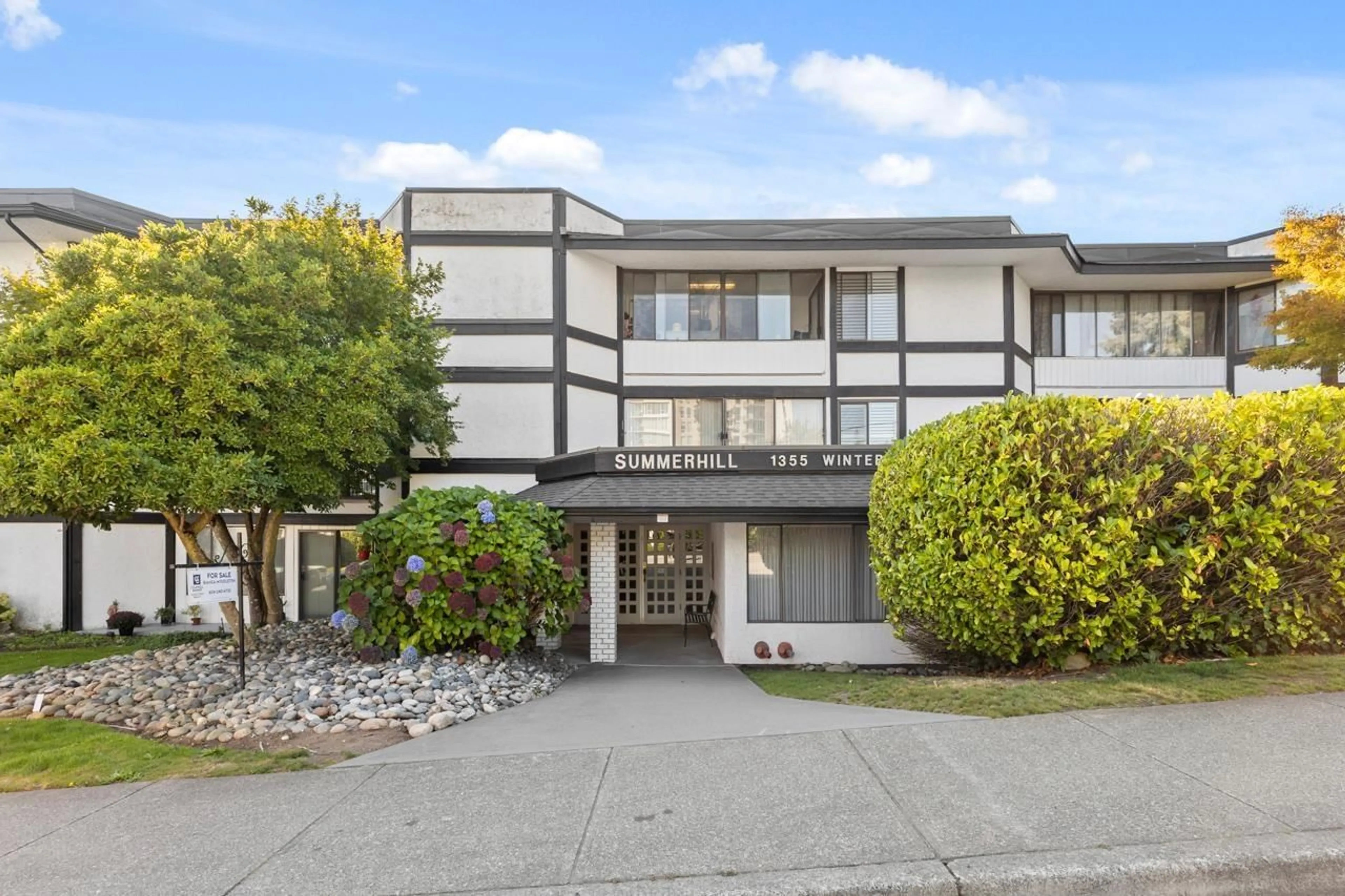 Unknown for 302 - 1355 WINTER, White Rock British Columbia V4B3Y2