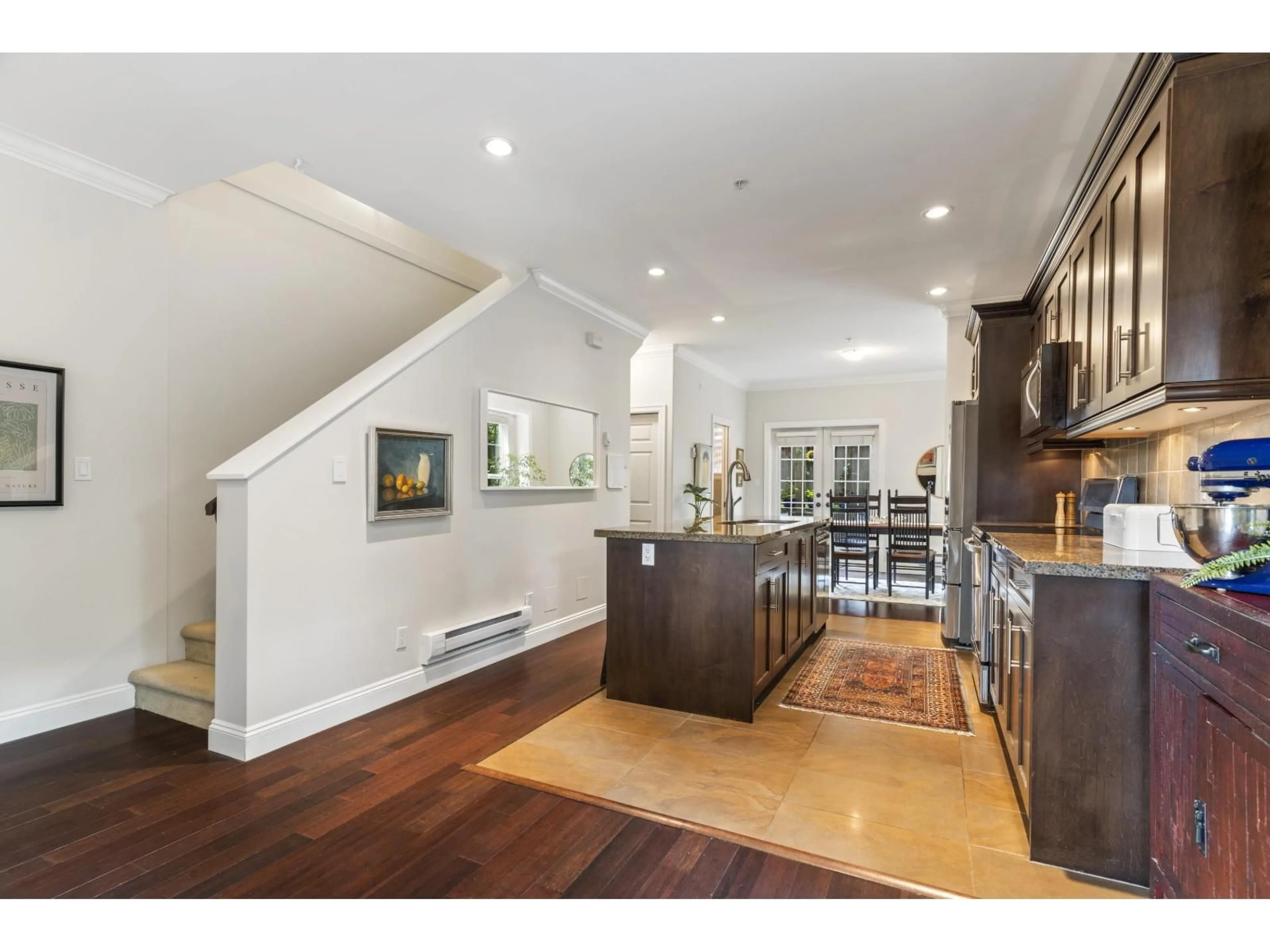Open concept kitchen, unknown for 5 - 1486 EVERALL, White Rock British Columbia V4B3S8