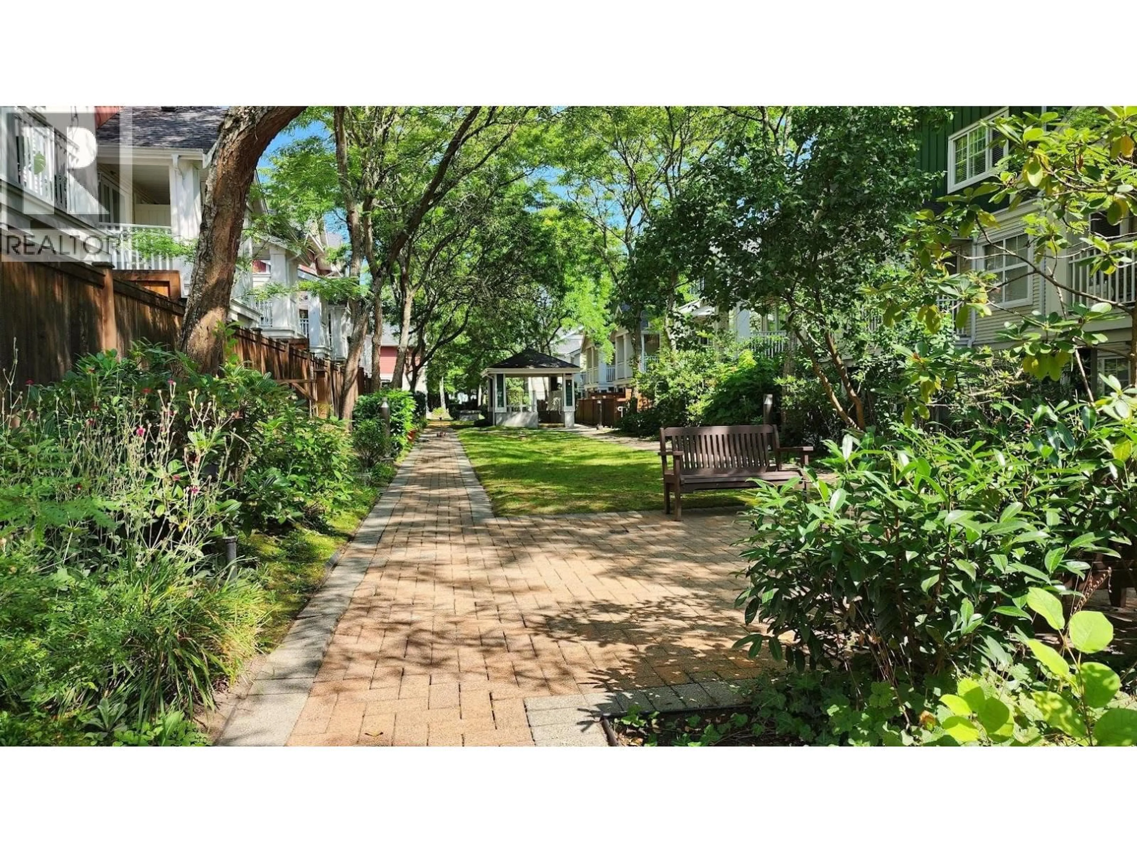Patio, street for 50 - 123 SEVENTH STREET, New Westminster British Columbia V3M6Y2