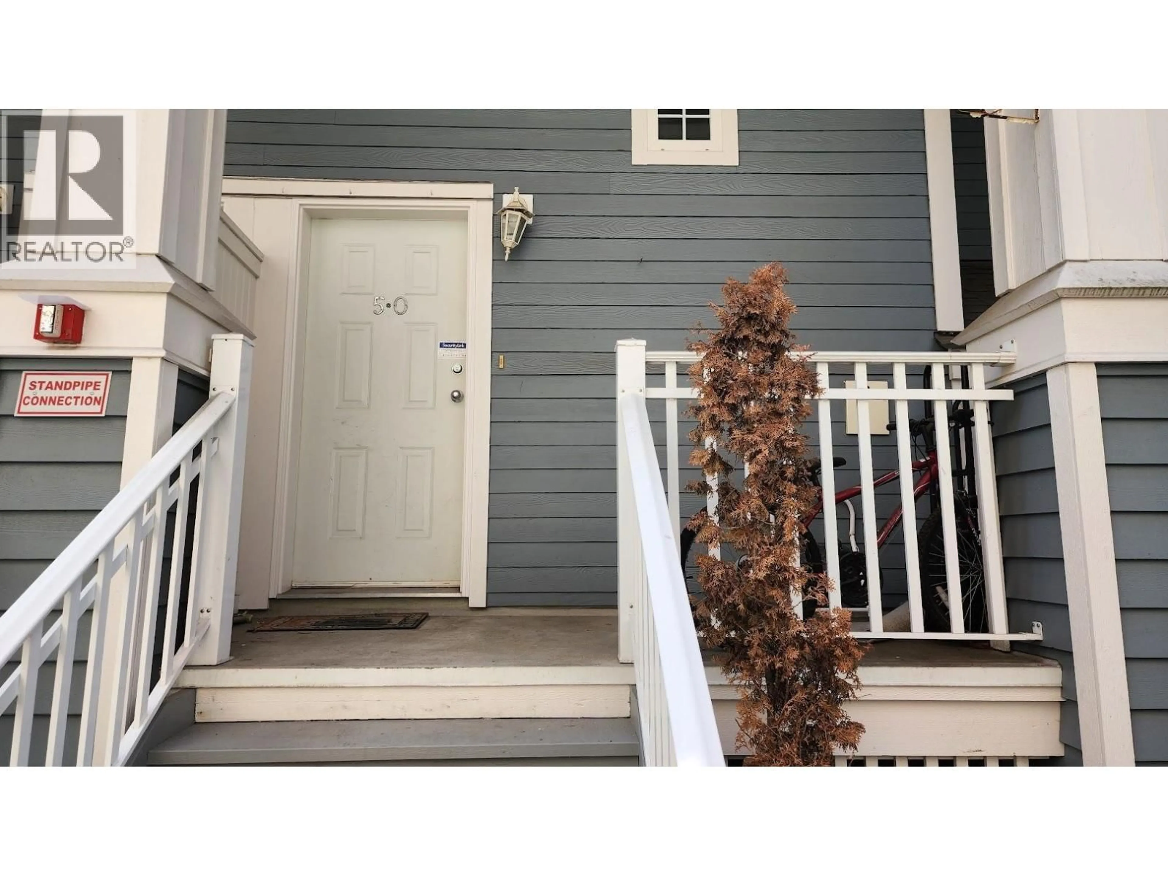 Unknown for 50 - 123 SEVENTH STREET, New Westminster British Columbia V3M6Y2