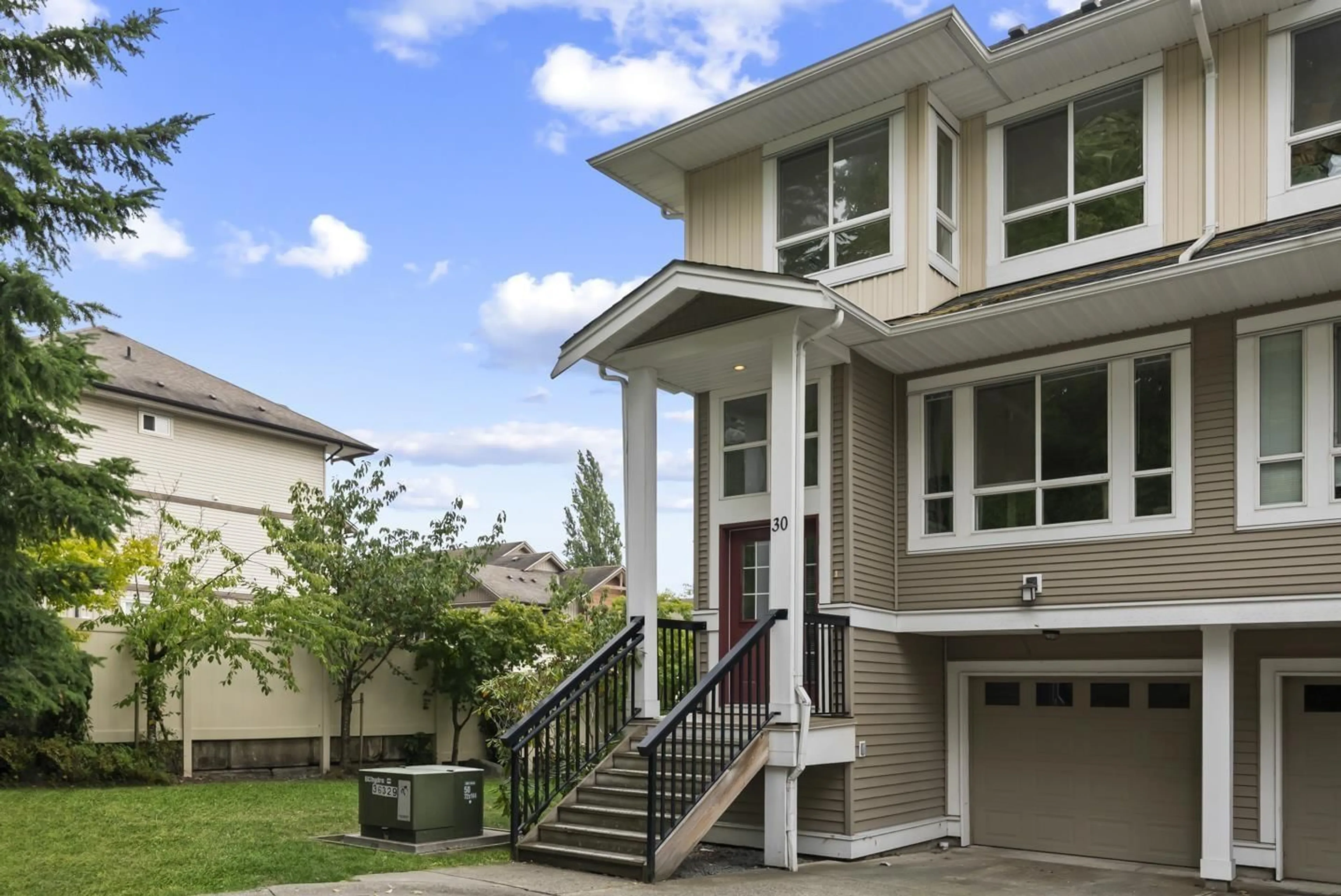 Home with vinyl exterior material, street for 30 - 20159 68, Langley British Columbia V2Y3H9