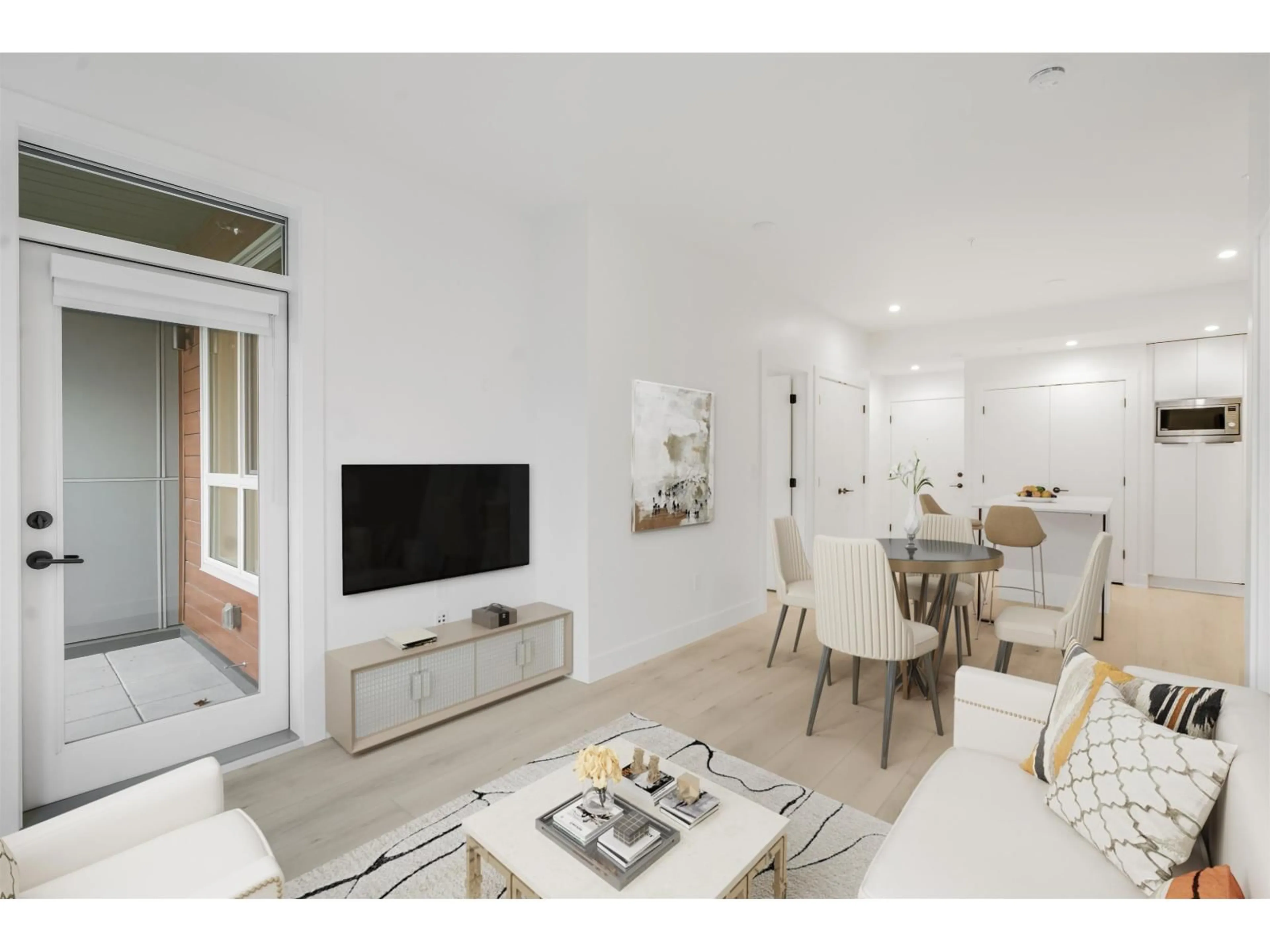 Living room with furniture, unknown for 109 - 30494 CARDINAL, Abbotsford British Columbia V2T0A5