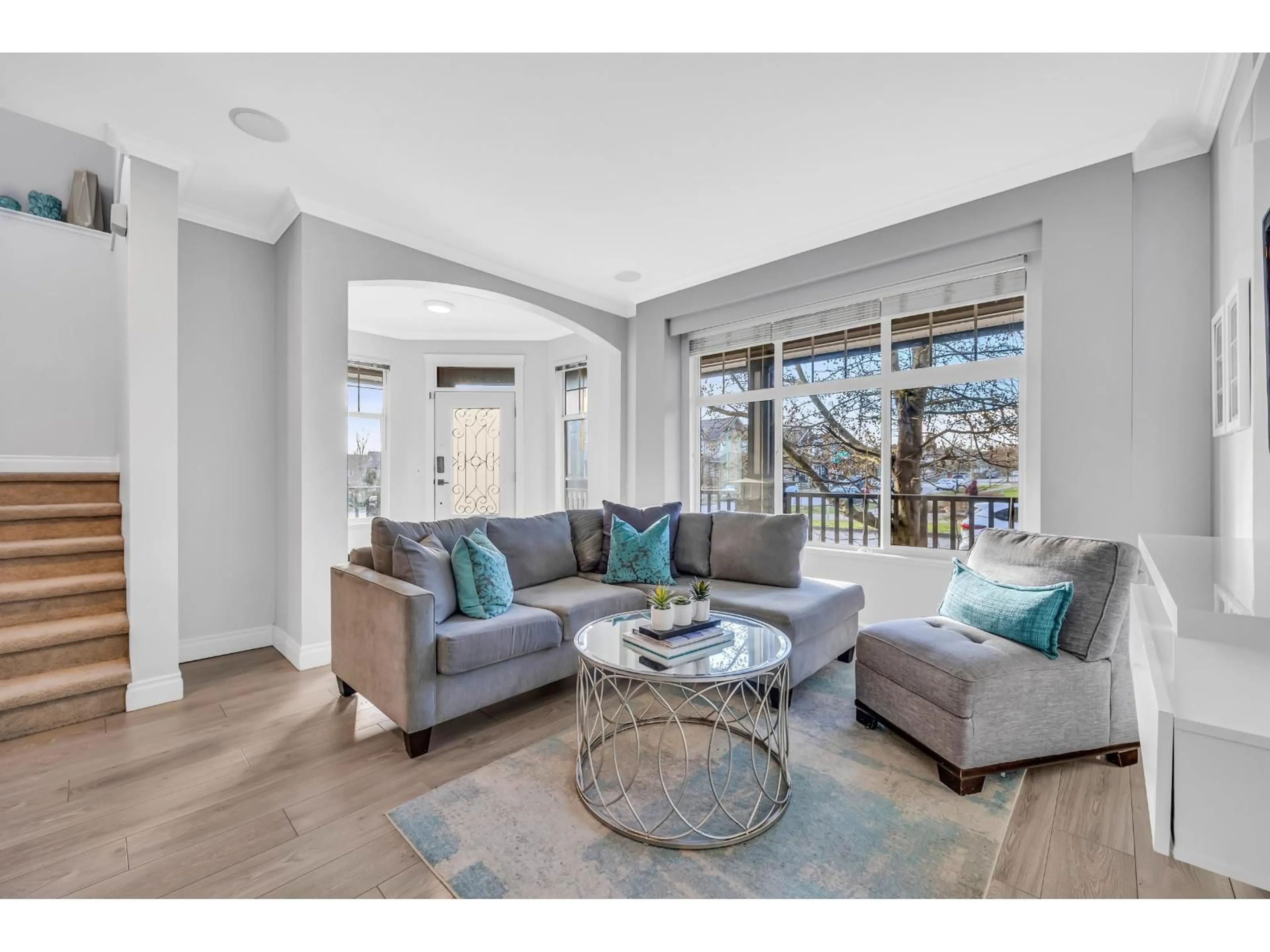 Living room with furniture, unknown for 6602 193A, Surrey British Columbia V4N0C1