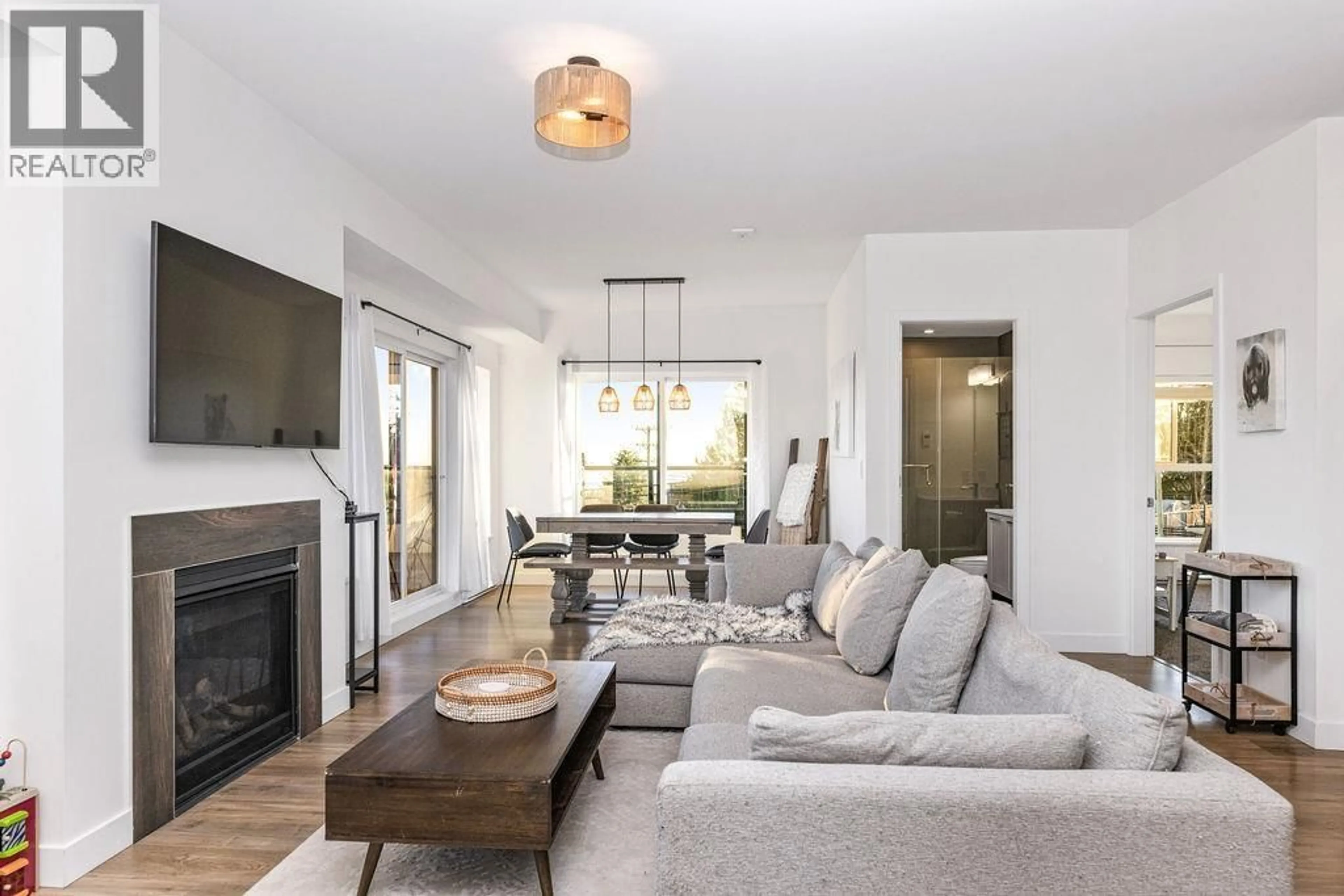 Living room with furniture, unknown for 205 - 710 SCHOOL ROAD, Gibsons British Columbia V0N1V9