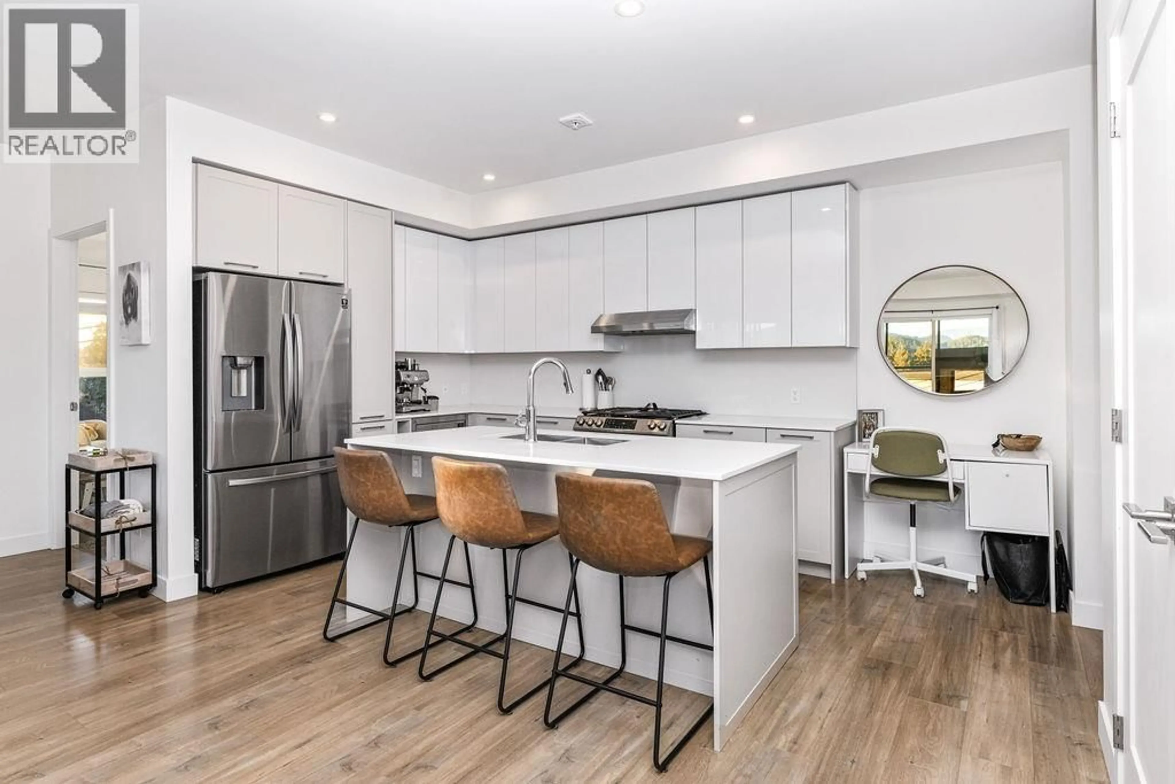 Open concept kitchen, unknown for 205 - 710 SCHOOL ROAD, Gibsons British Columbia V0N1V9