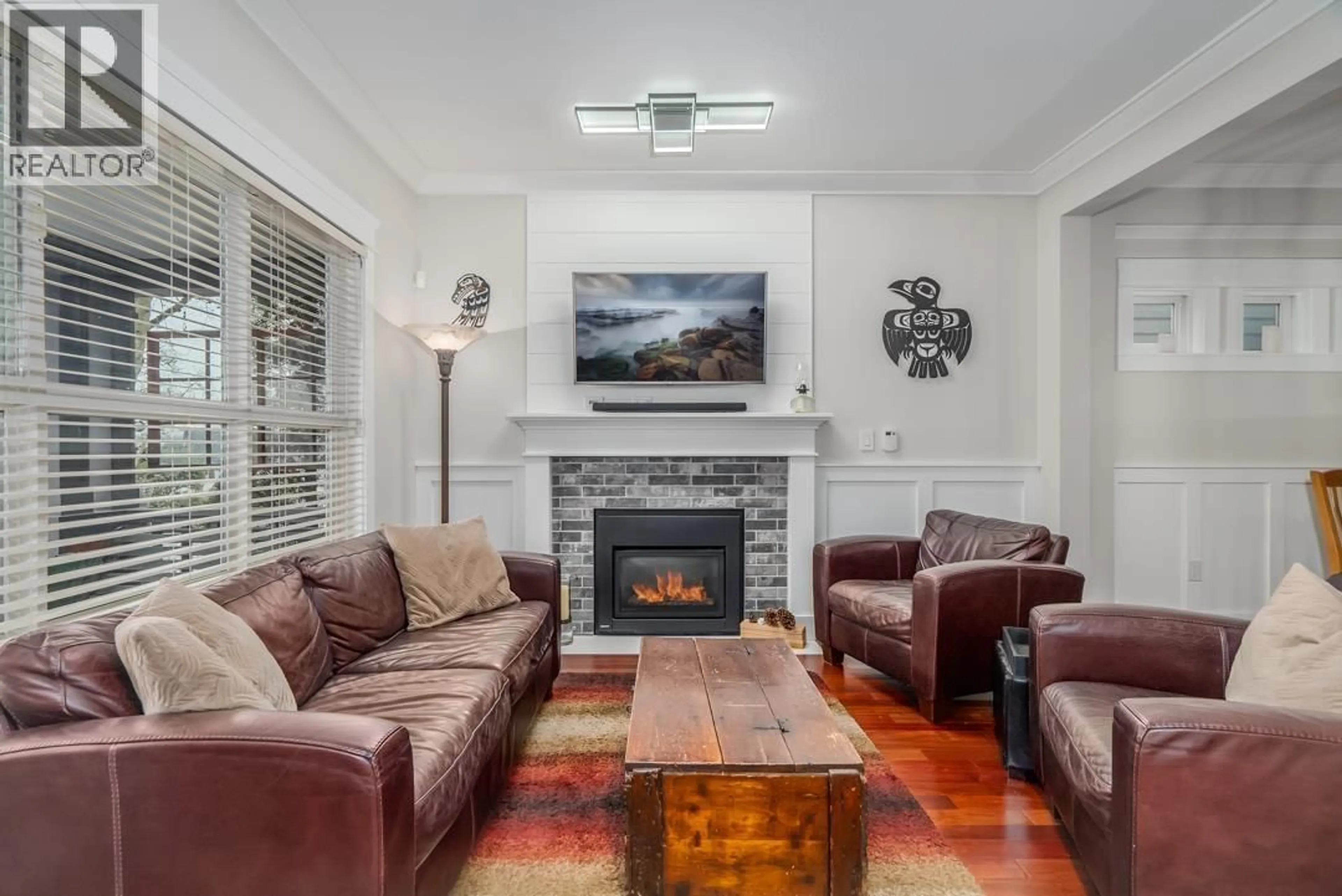 Living room with furniture, unknown for 161 FOUNDRY ROW, New Westminster British Columbia V3M6X5