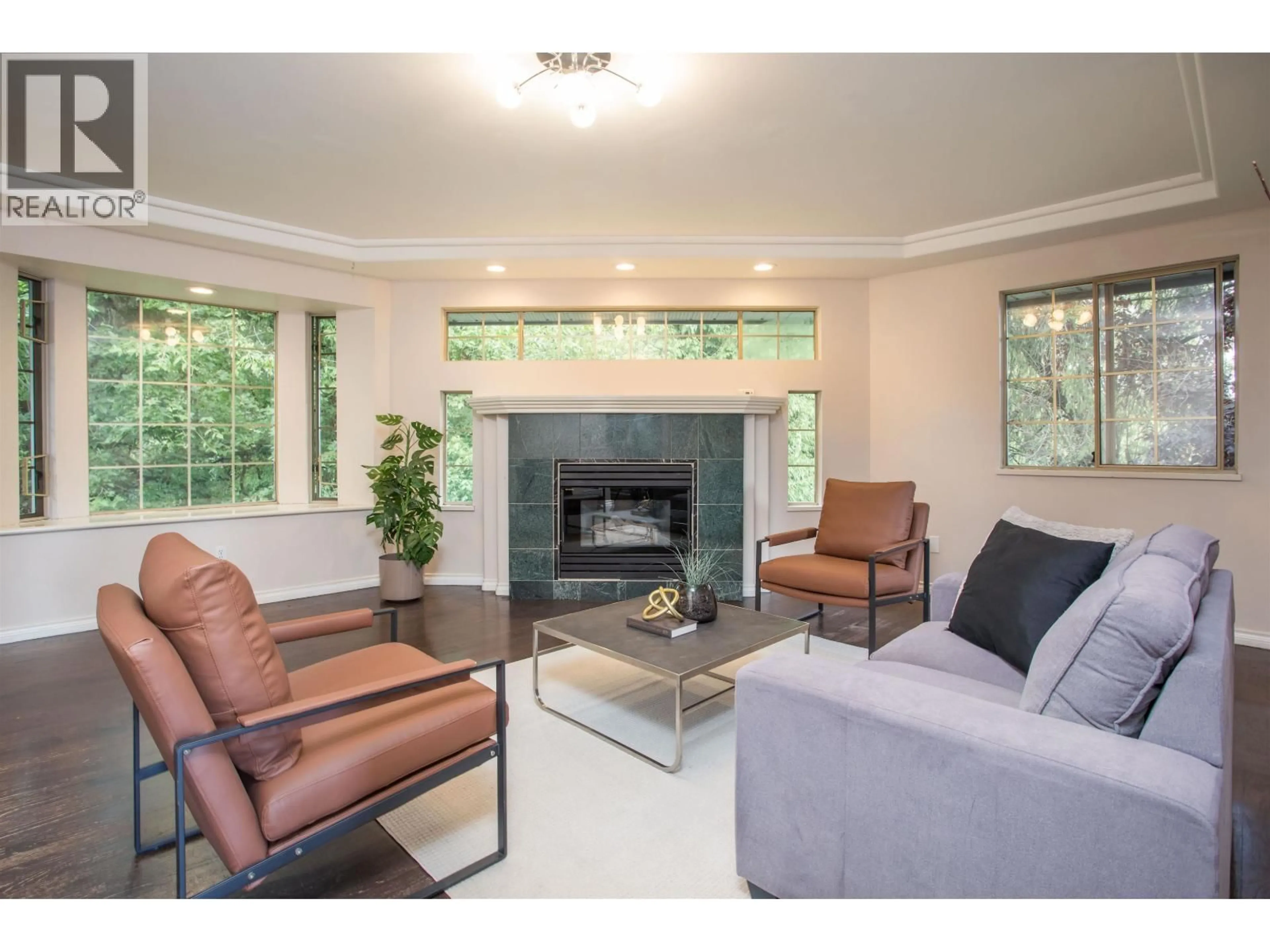 Living room with furniture, unknown for 1005 ALDERSON AVENUE, Coquitlam British Columbia V3K1V8