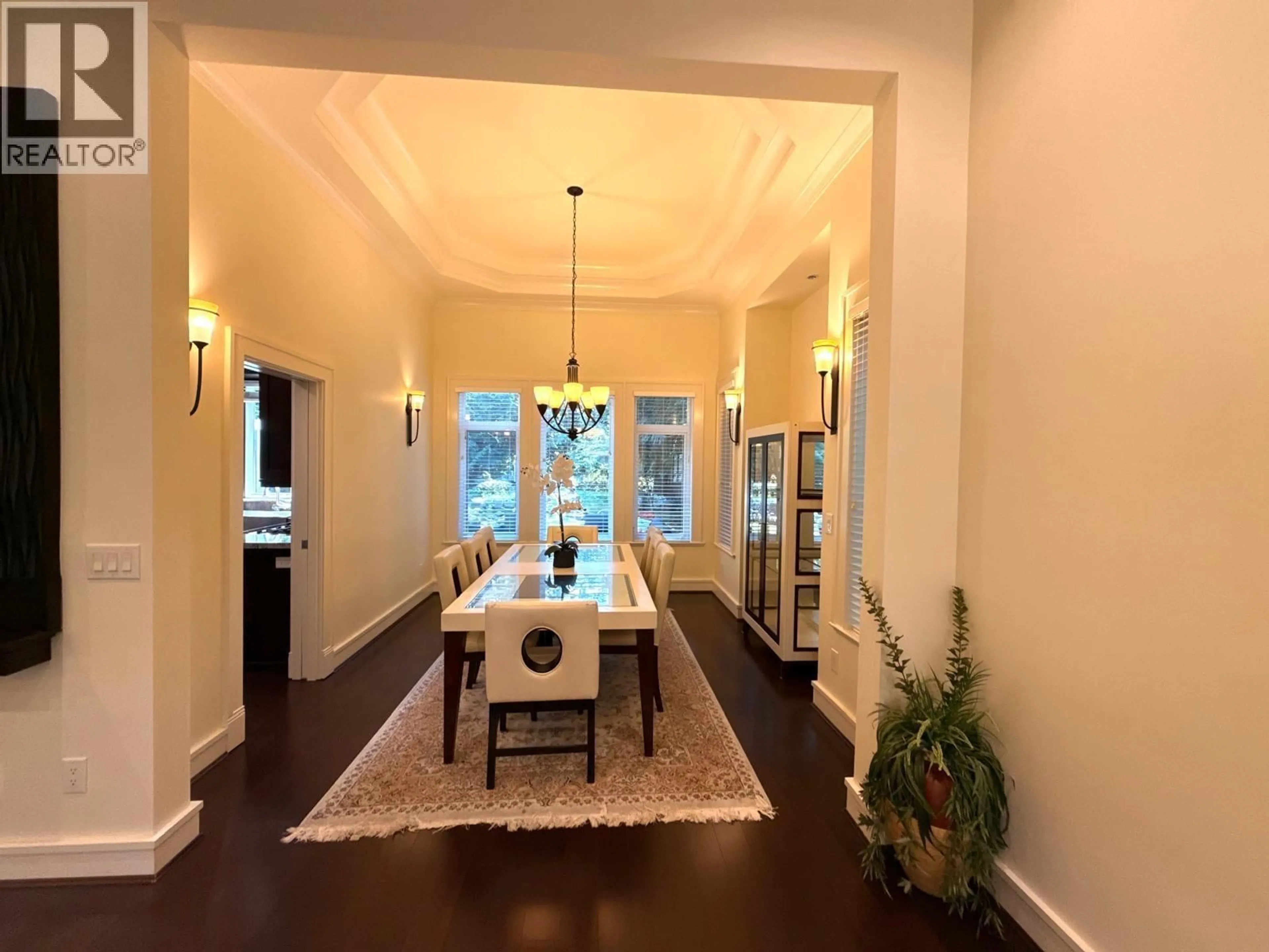 Dining room, unknown for 1017 CANYON BOULEVARD, North Vancouver British Columbia V7R2K3