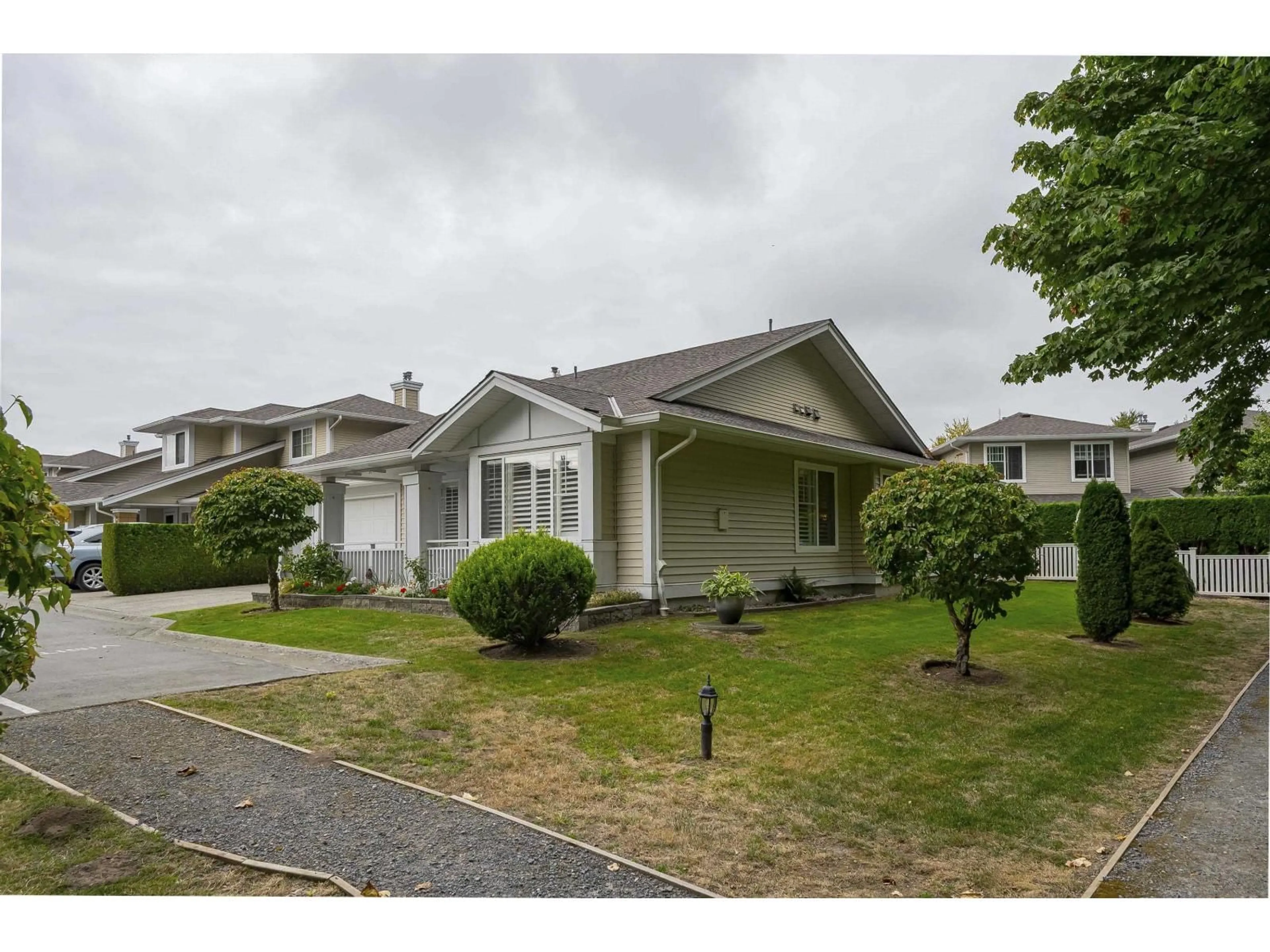 Home with vinyl exterior material, street for 53 - 6885 184, Surrey British Columbia V3S9G1