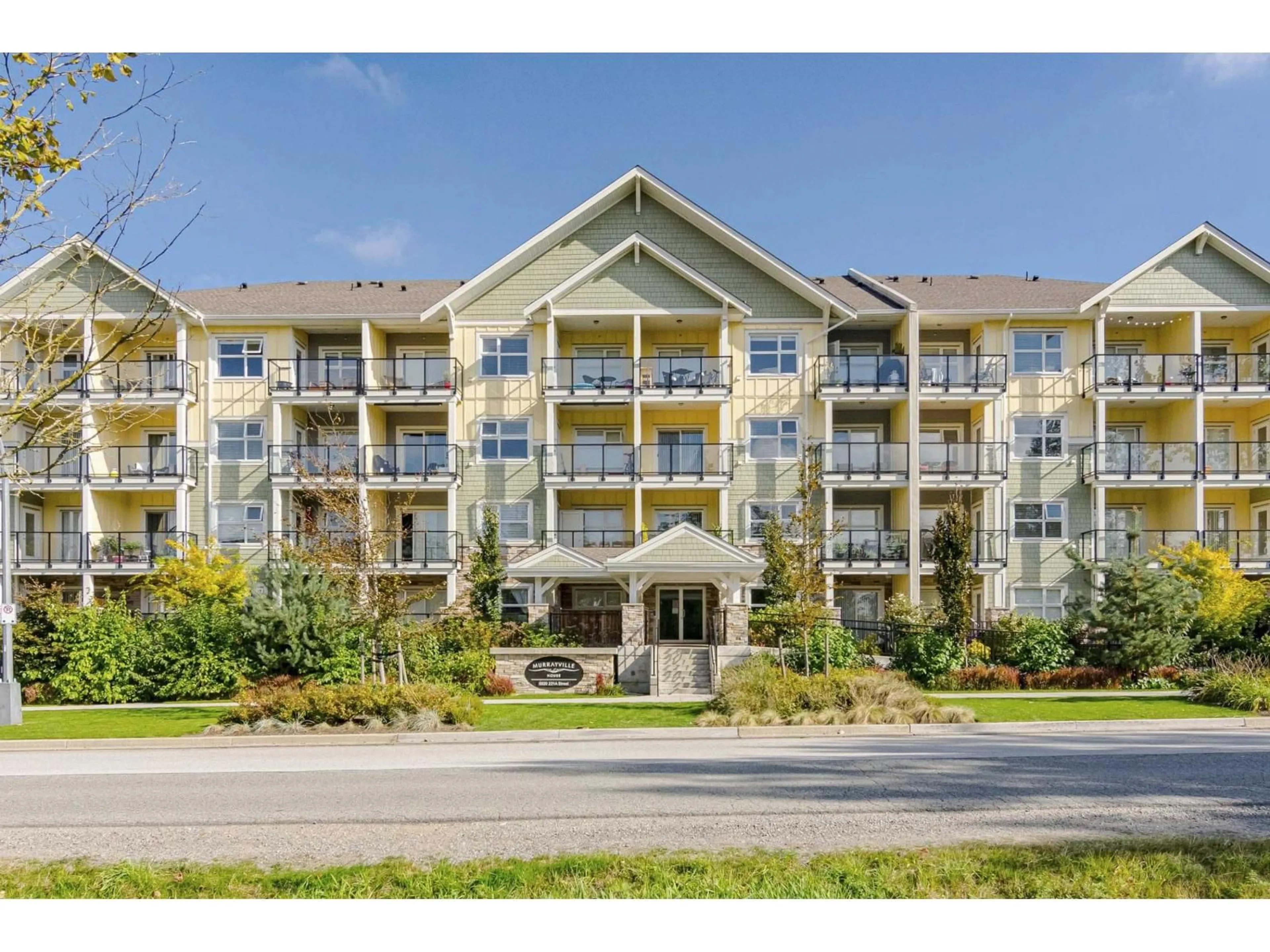 Unknown for 305 - 5020 221A, Langley British Columbia V2Y0V5