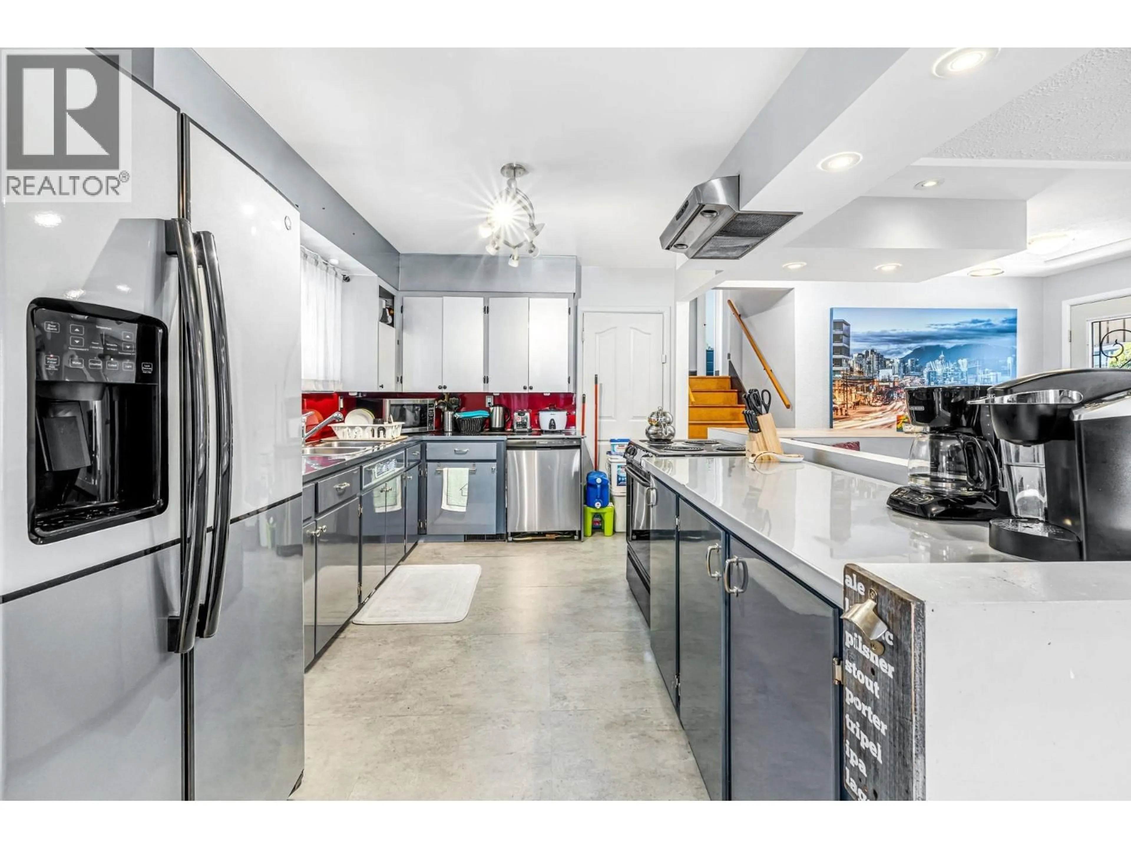 Unknown for 2715 COAST MERIDIAN ROAD, Port Coquitlam British Columbia V3B3M6