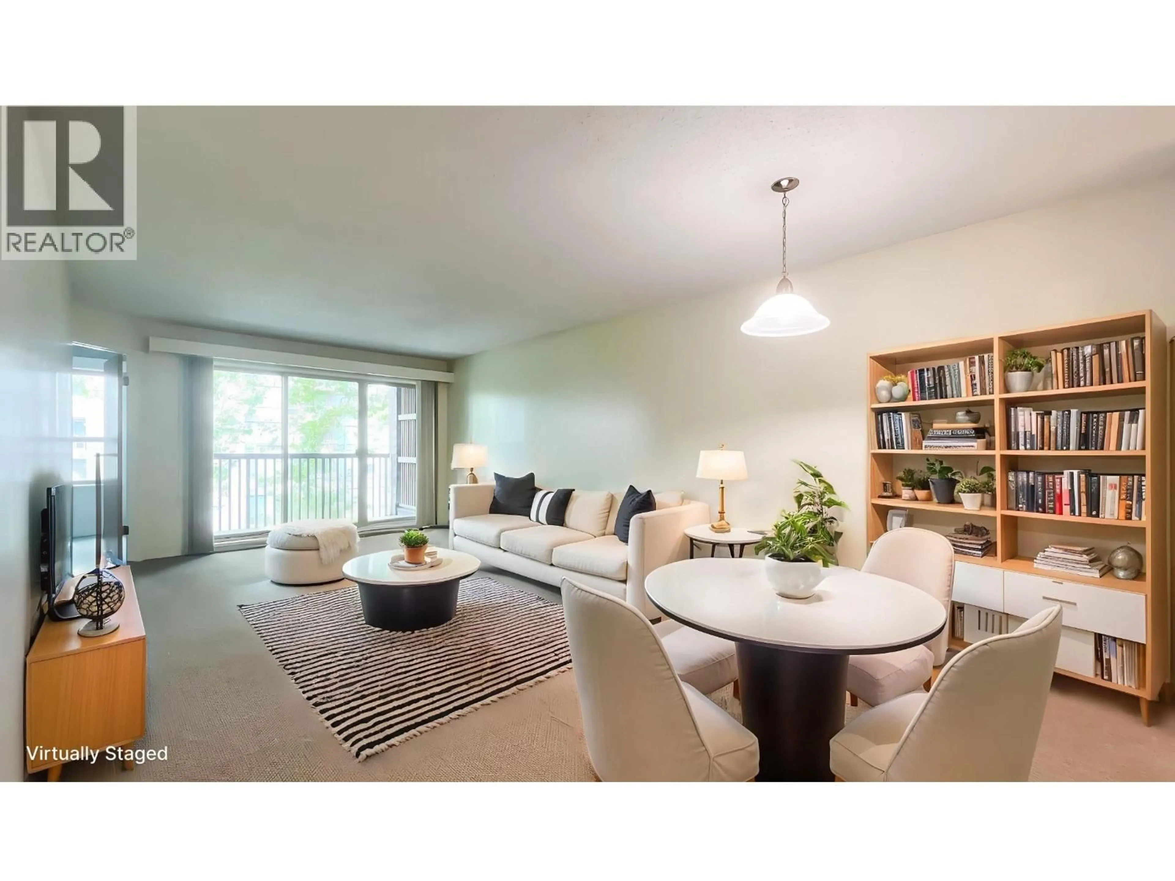 Living room with furniture, unknown for 425 - 9847 MANCHESTER DRIVE, Burnaby British Columbia V3N4P4