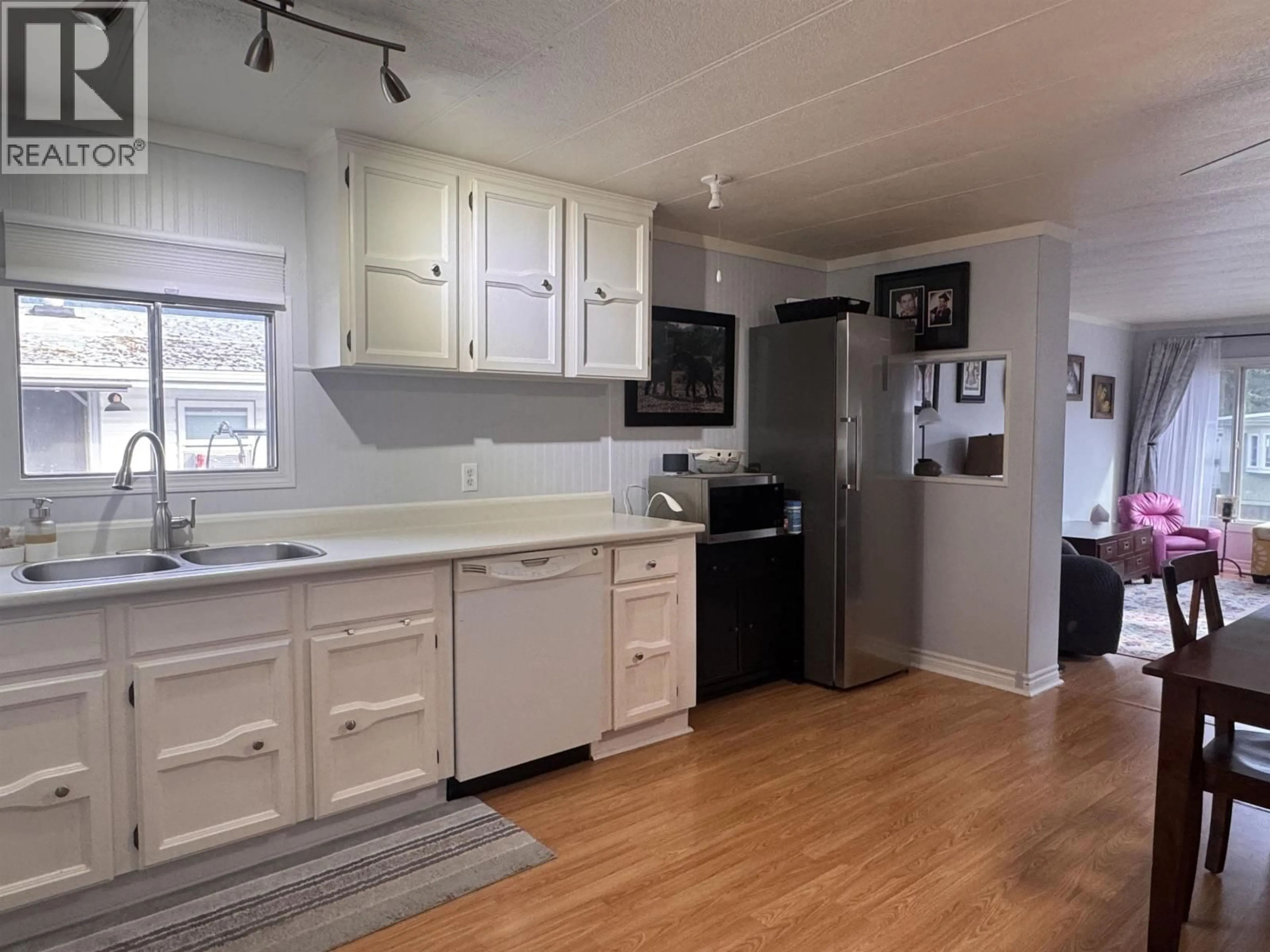 Standard kitchen, unknown for 1 - 3889 MULLER AVENUE, Terrace British Columbia V8G4L2