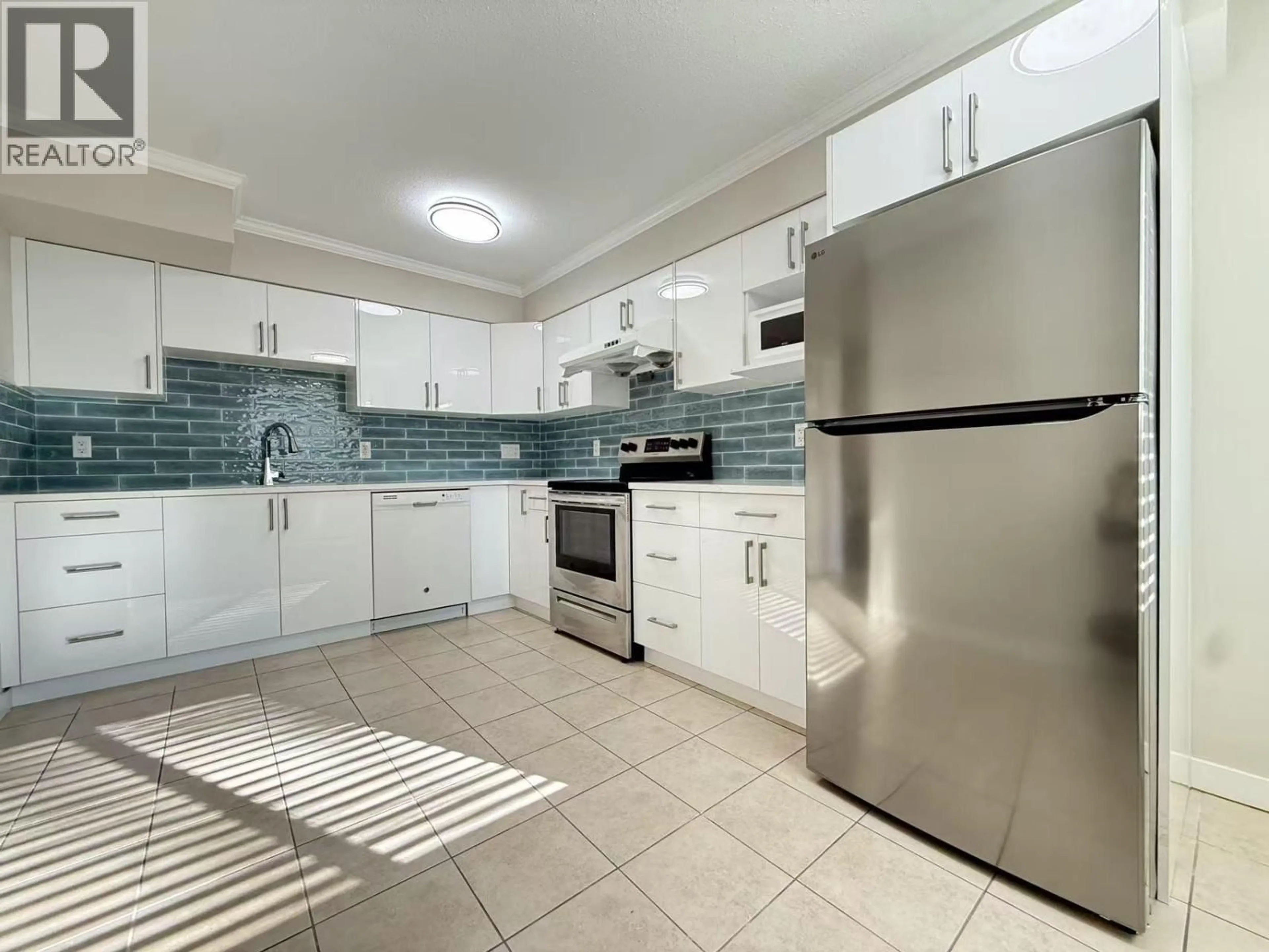 Standard kitchen, ceramic/tile floor for 23 - 6100 TIFFANY BOULEVARD, Richmond British Columbia V7C5A8