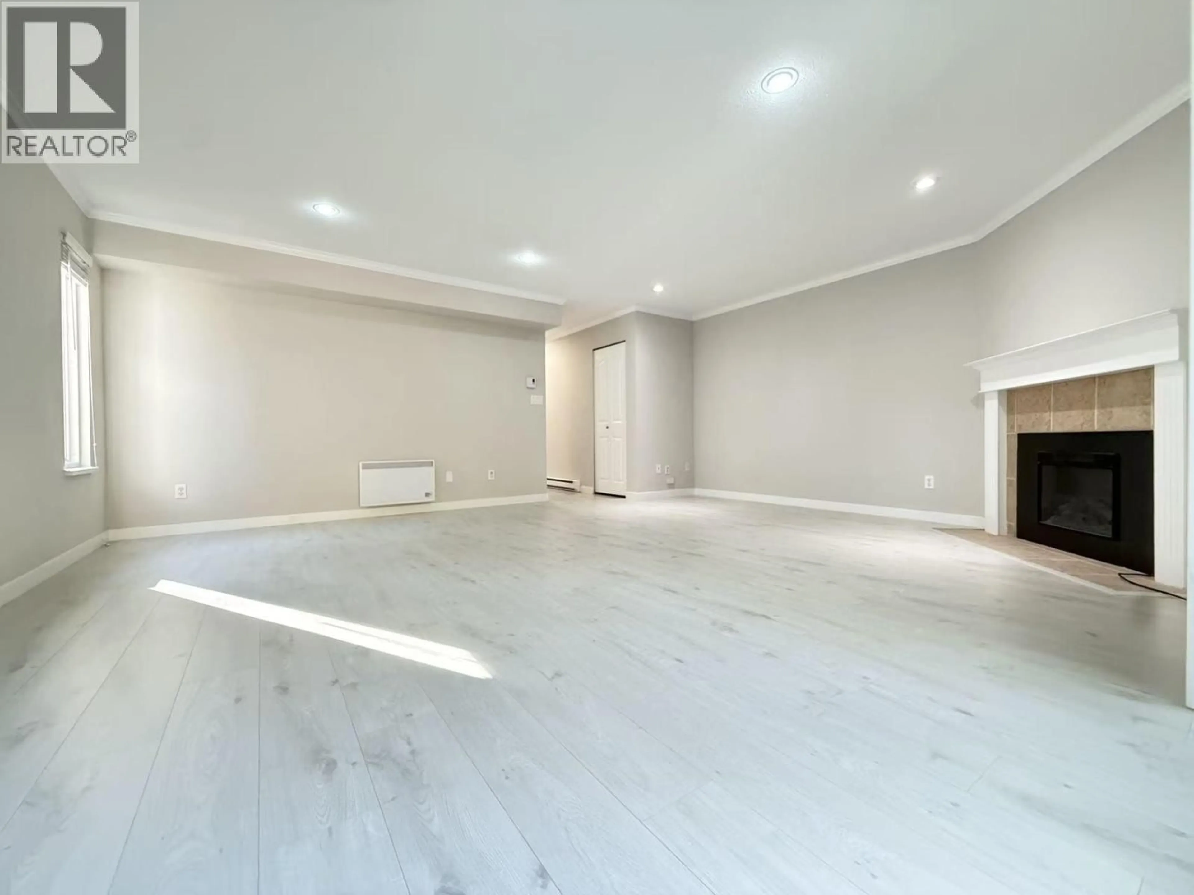 A pic of a room for 23 - 6100 TIFFANY BOULEVARD, Richmond British Columbia V7C5A8