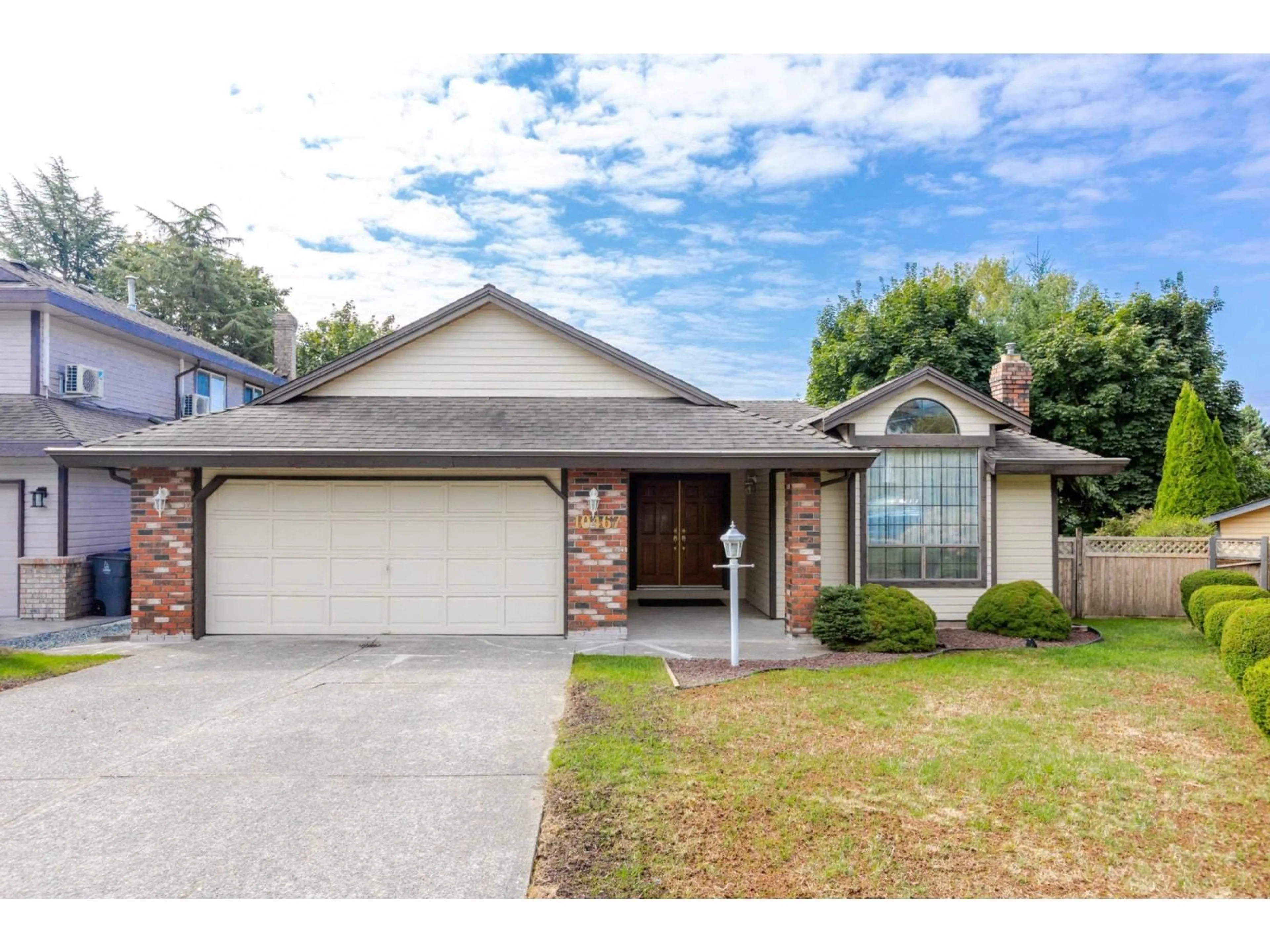 Home with vinyl exterior material, street for 10467 GLENBROOK, Surrey British Columbia V4N1W9