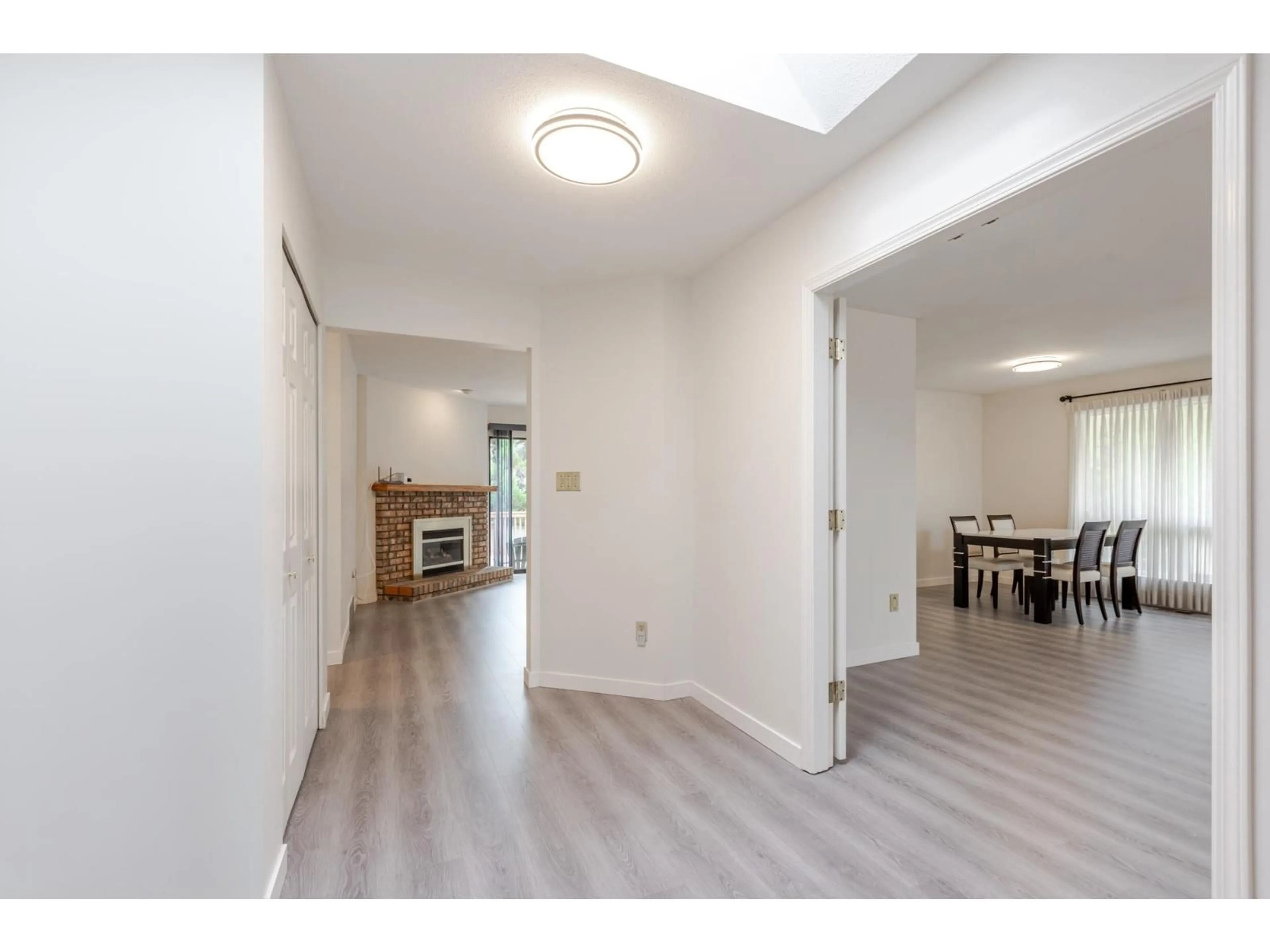Unknown for 10467 GLENBROOK, Surrey British Columbia V4N1W9