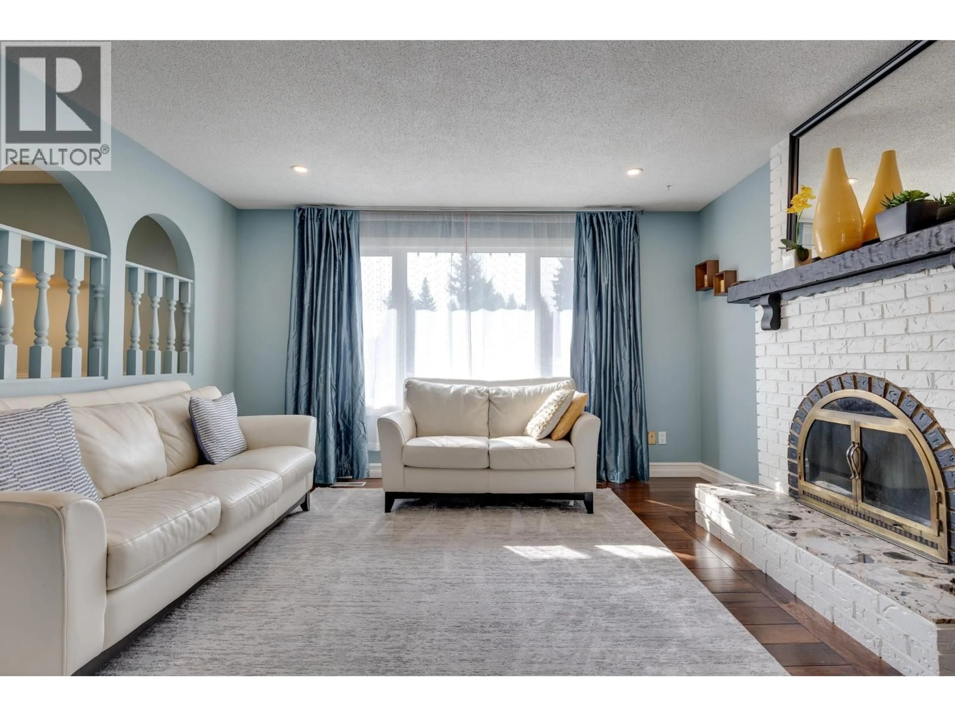 Living room with furniture, unknown for 7662 LEMOYNE DRIVE, Prince George British Columbia V2N3A7
