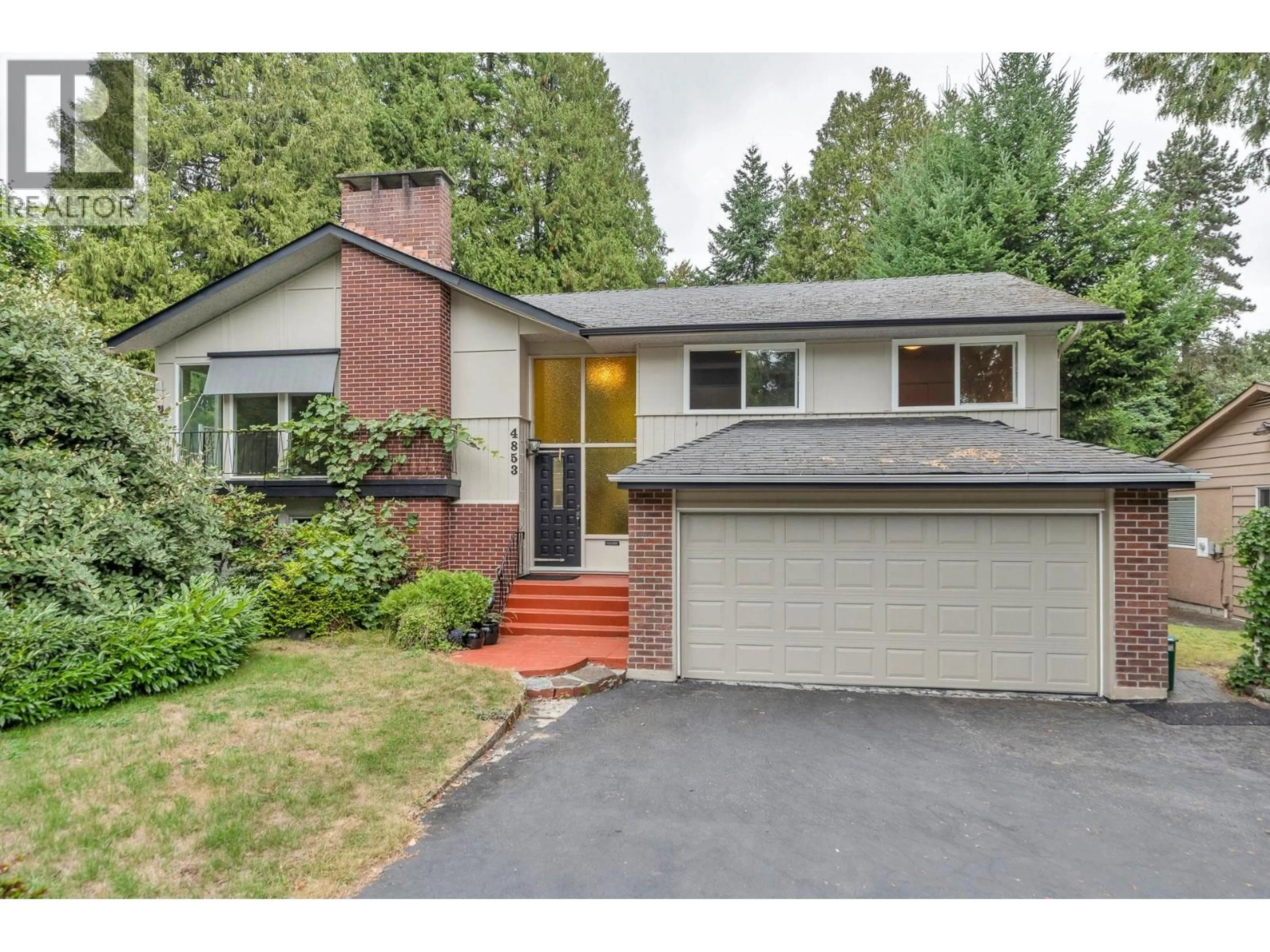 Home with vinyl exterior material, street for 4853 6 AVENUE, Delta British Columbia V4M1L2