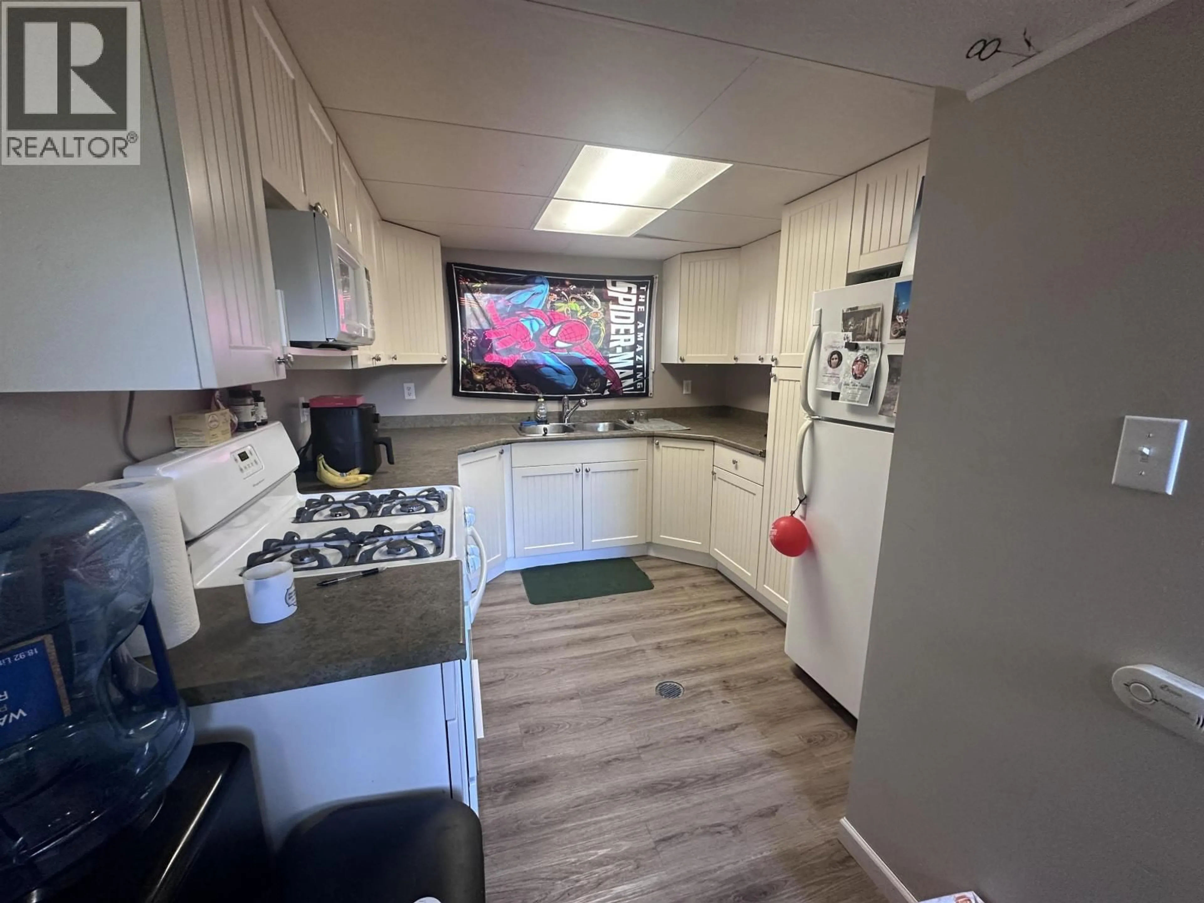 Standard kitchen, unknown for 5303 41 STREET, Fort Nelson British Columbia V0C1R0