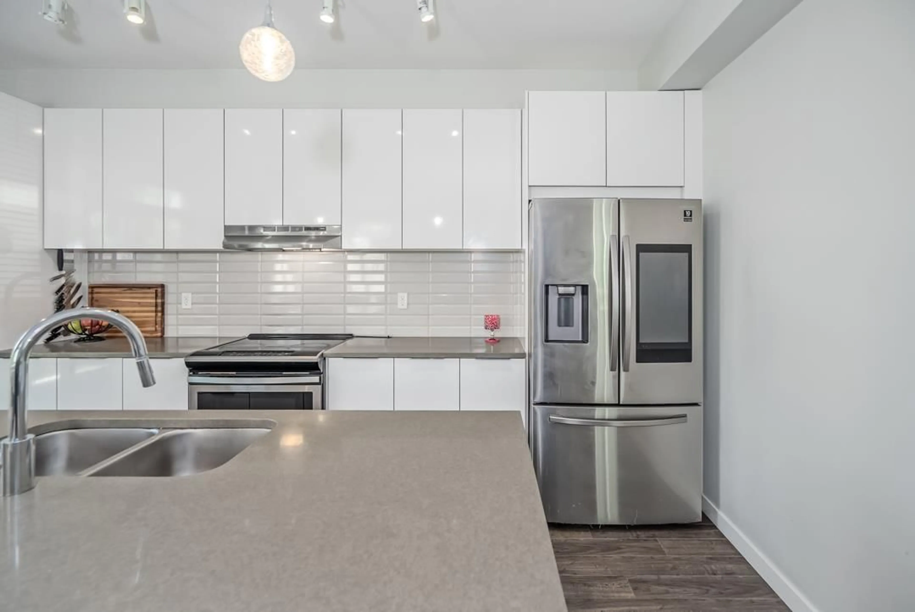Open concept kitchen, unknown for 143 - 30930 WESTRIDGE, Abbotsford British Columbia V2T0H6