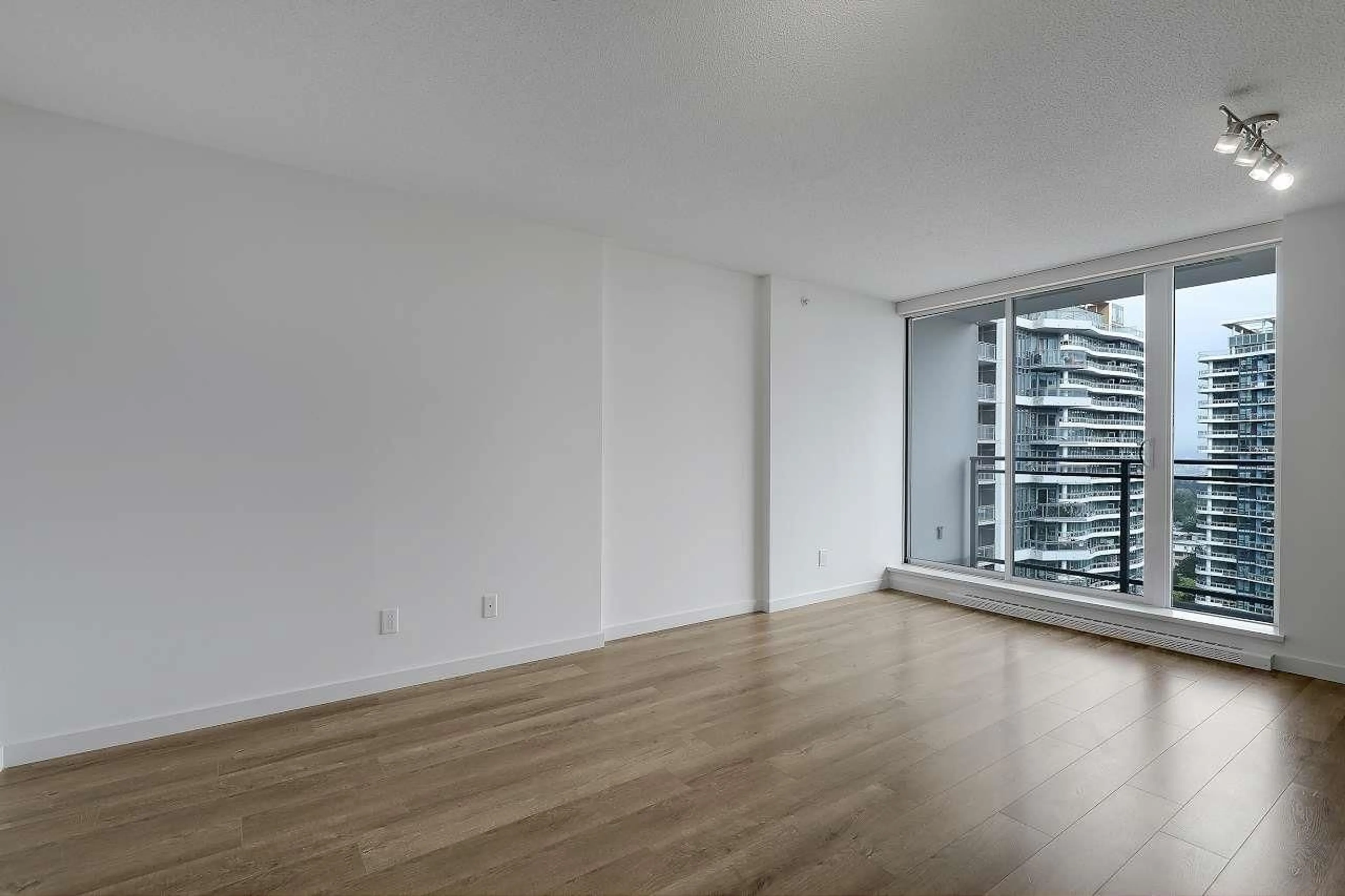 A pic of a room for 2305 - 13325 102A, Surrey British Columbia V3W2V8