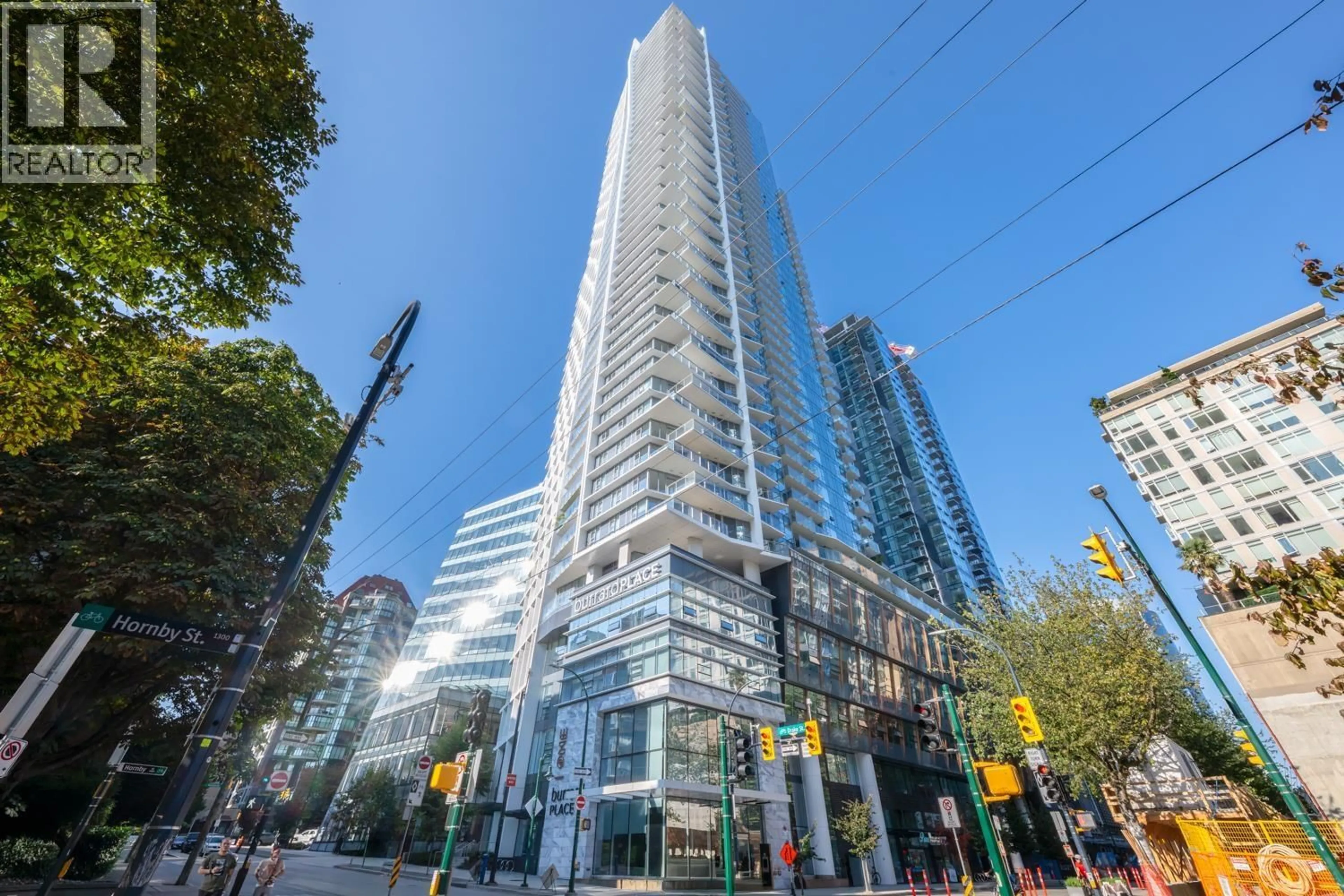 Patio, building for 1212 - 1289 HORNBY STREET, Vancouver British Columbia V6Z0G7