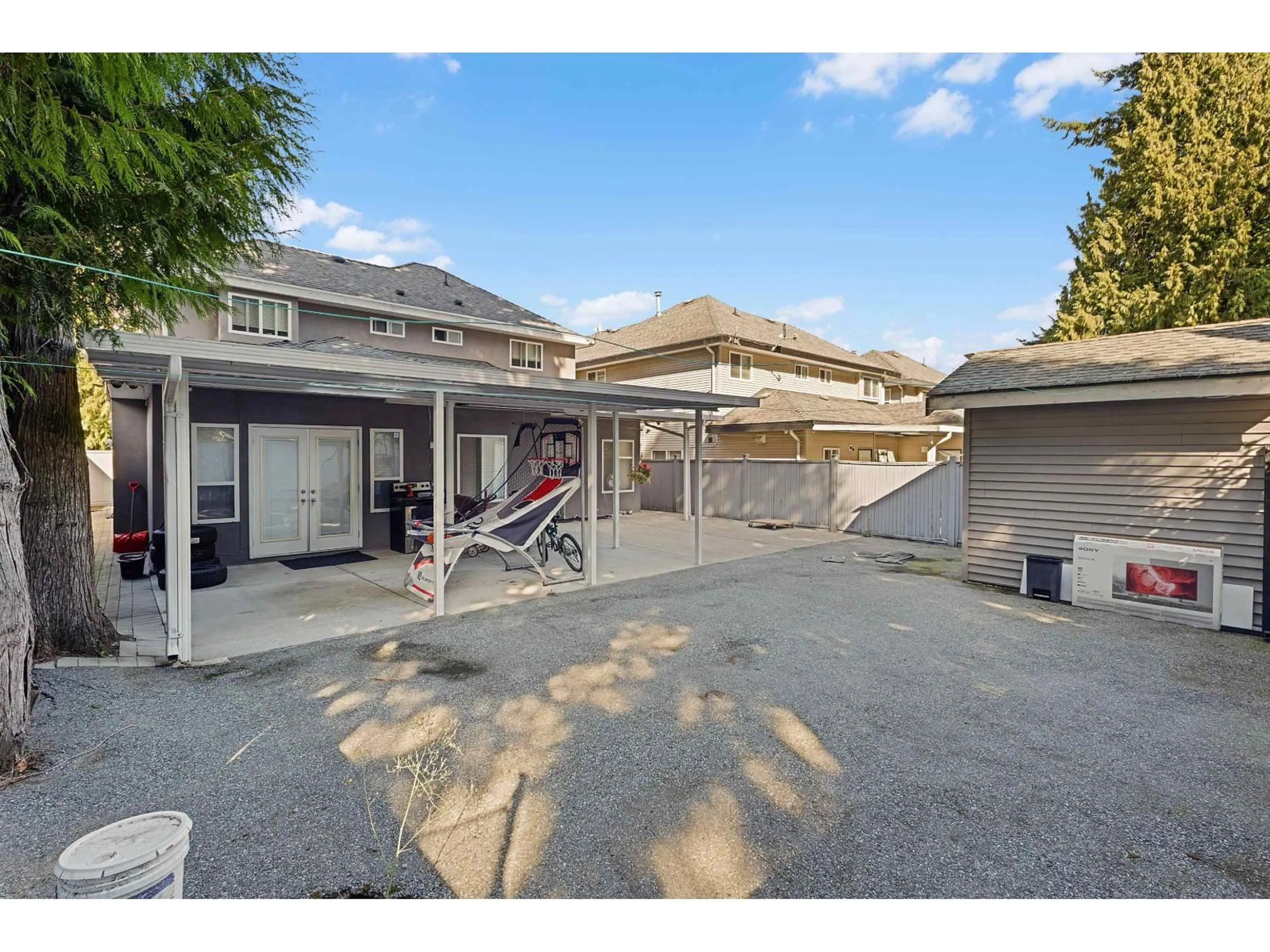 A pic from outside/outdoor area/front of a property/back of a property/a pic from drone, street for 12898 68, Surrey British Columbia V3W7C2