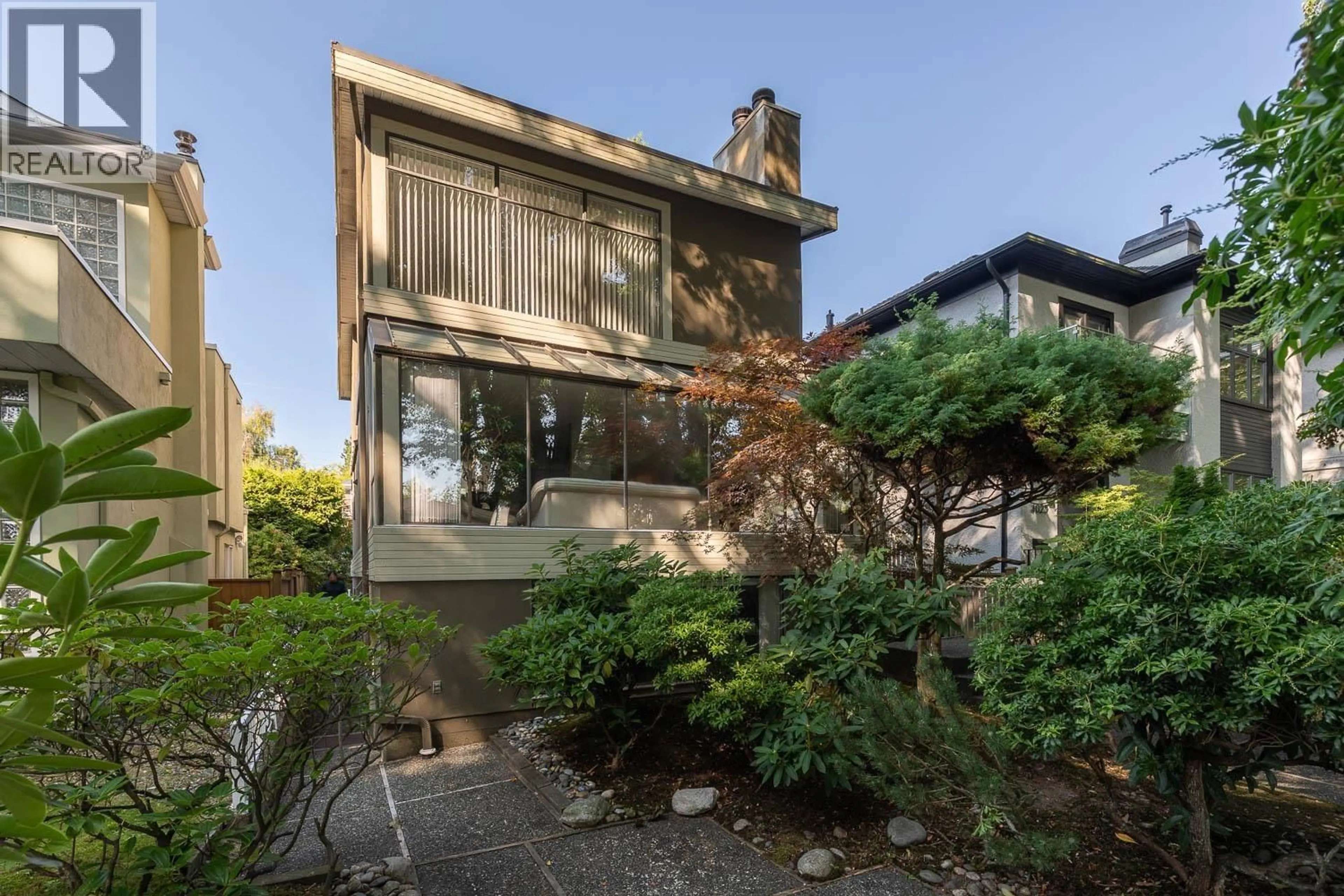 Unknown for 4027 32ND AVENUE, Vancouver British Columbia V6S1Z5
