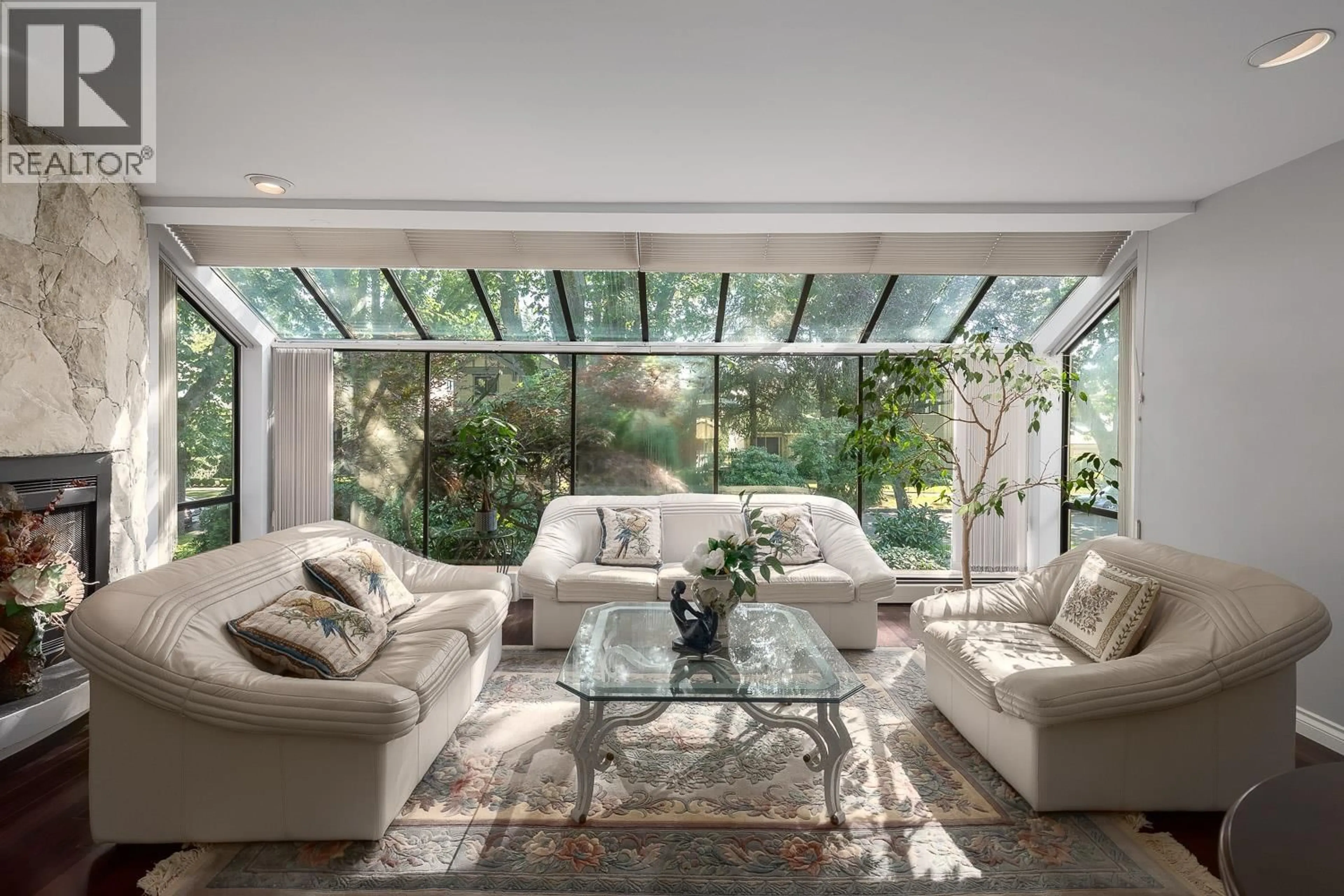 Living room with furniture, unknown for 4027 32ND AVENUE, Vancouver British Columbia V6S1Z5
