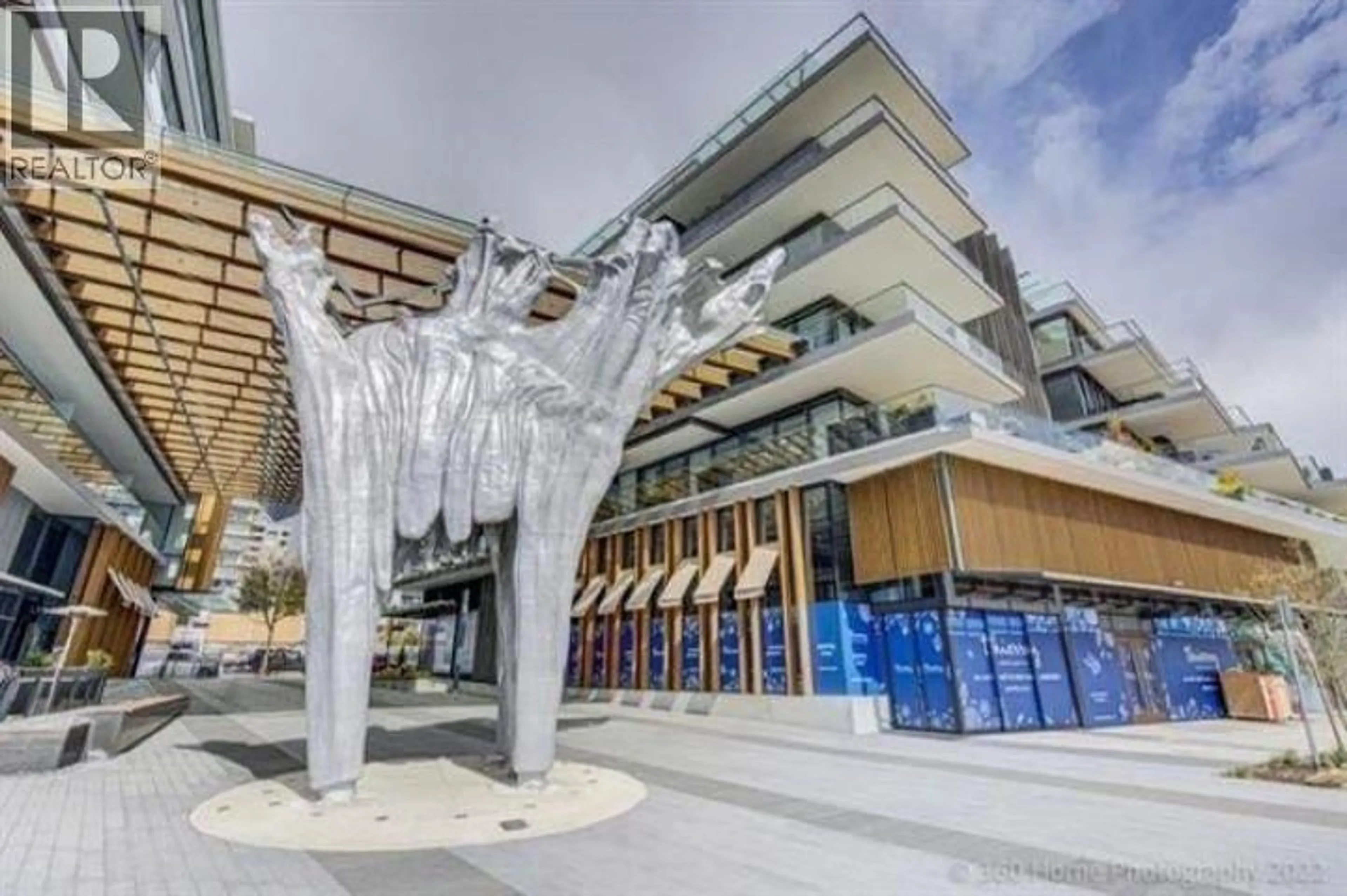 Unknown for 202 - 1355 BELLEVUE AVENUE, West Vancouver British Columbia V7T0B4