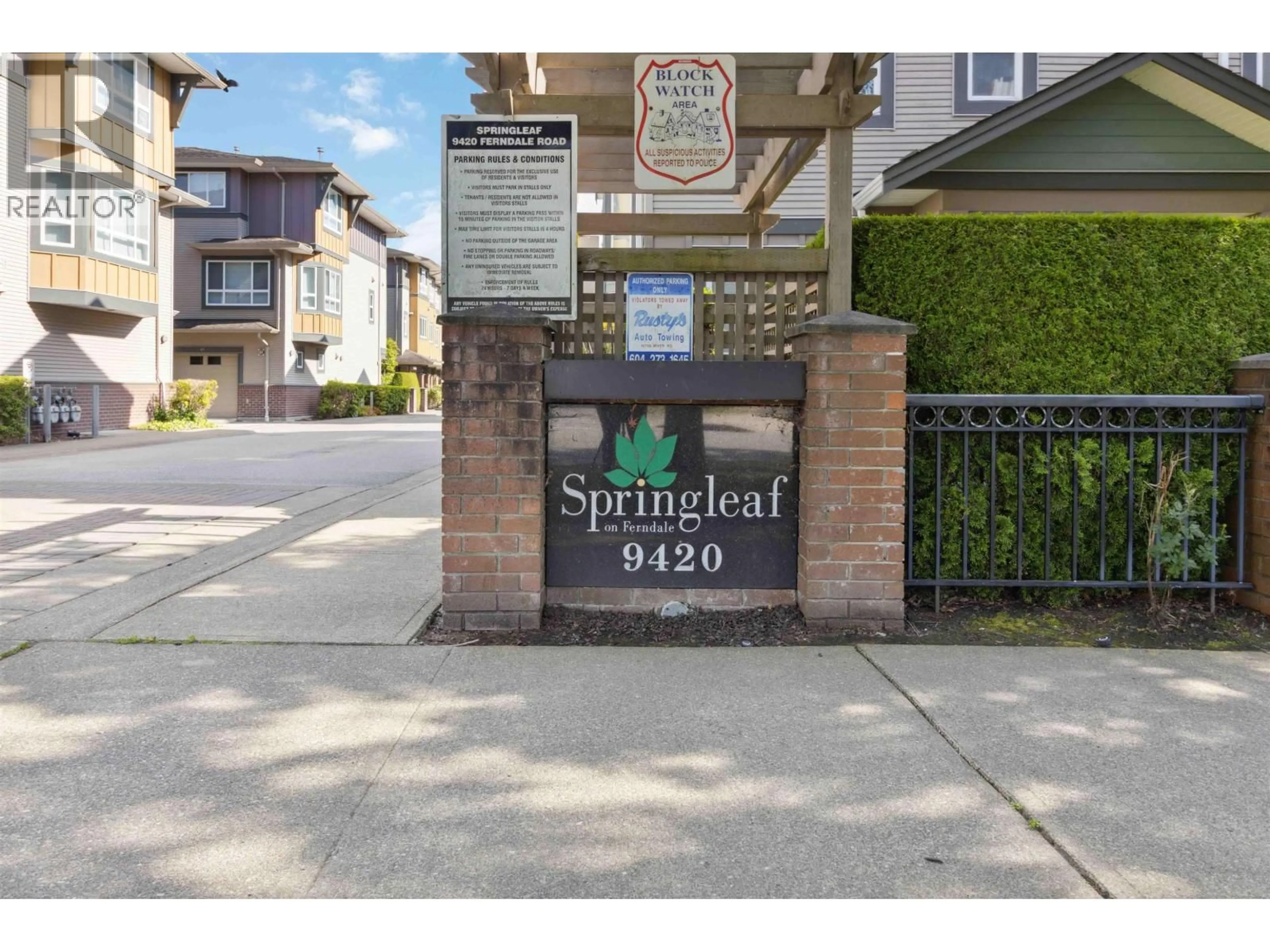Indoor entryway for 7 - 9420 FERNDALE ROAD, Richmond British Columbia V6Y0A7