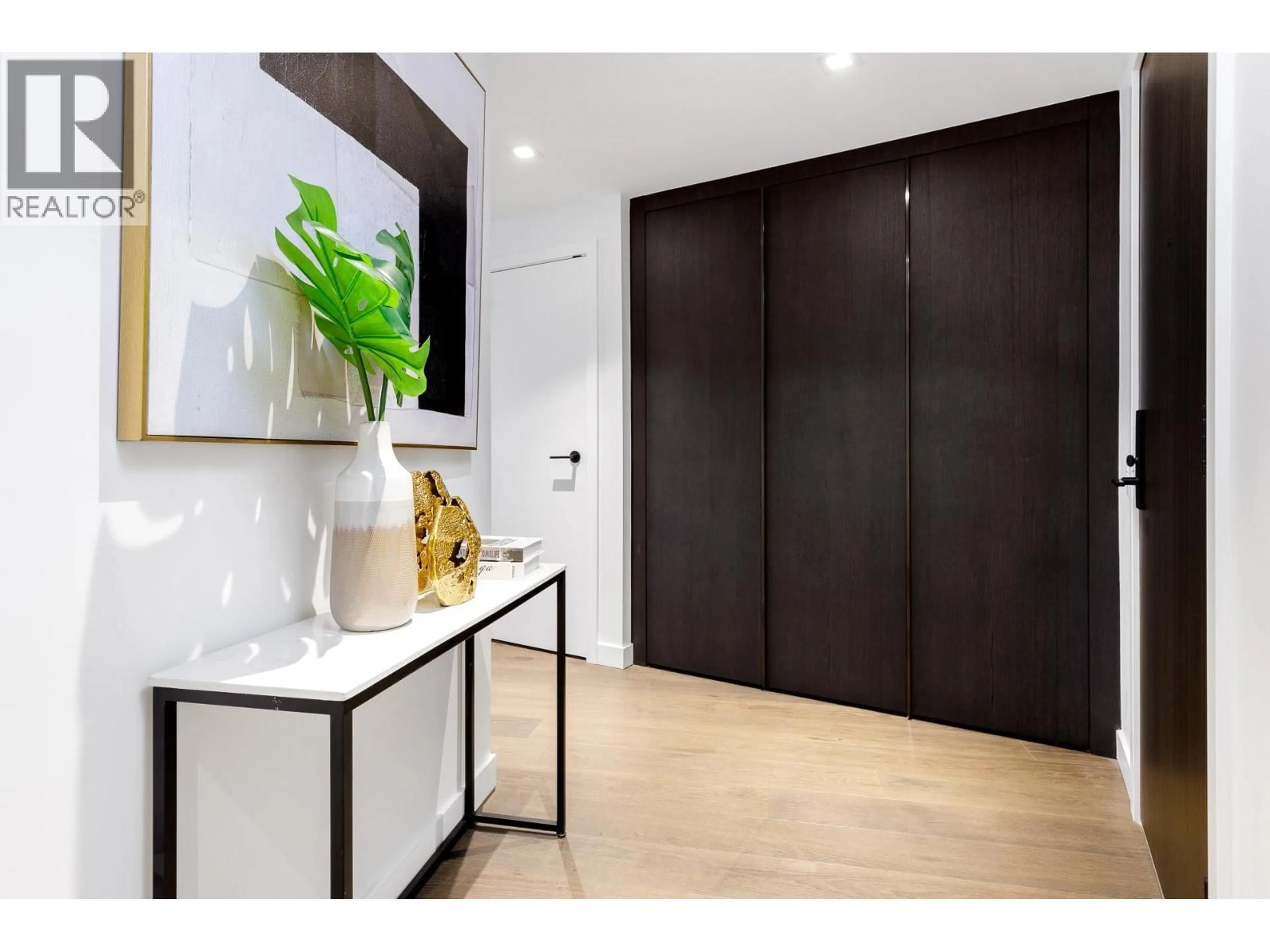 Indoor entryway for 1201 - 620 CARDERO STREET, Vancouver British Columbia V6G0C7