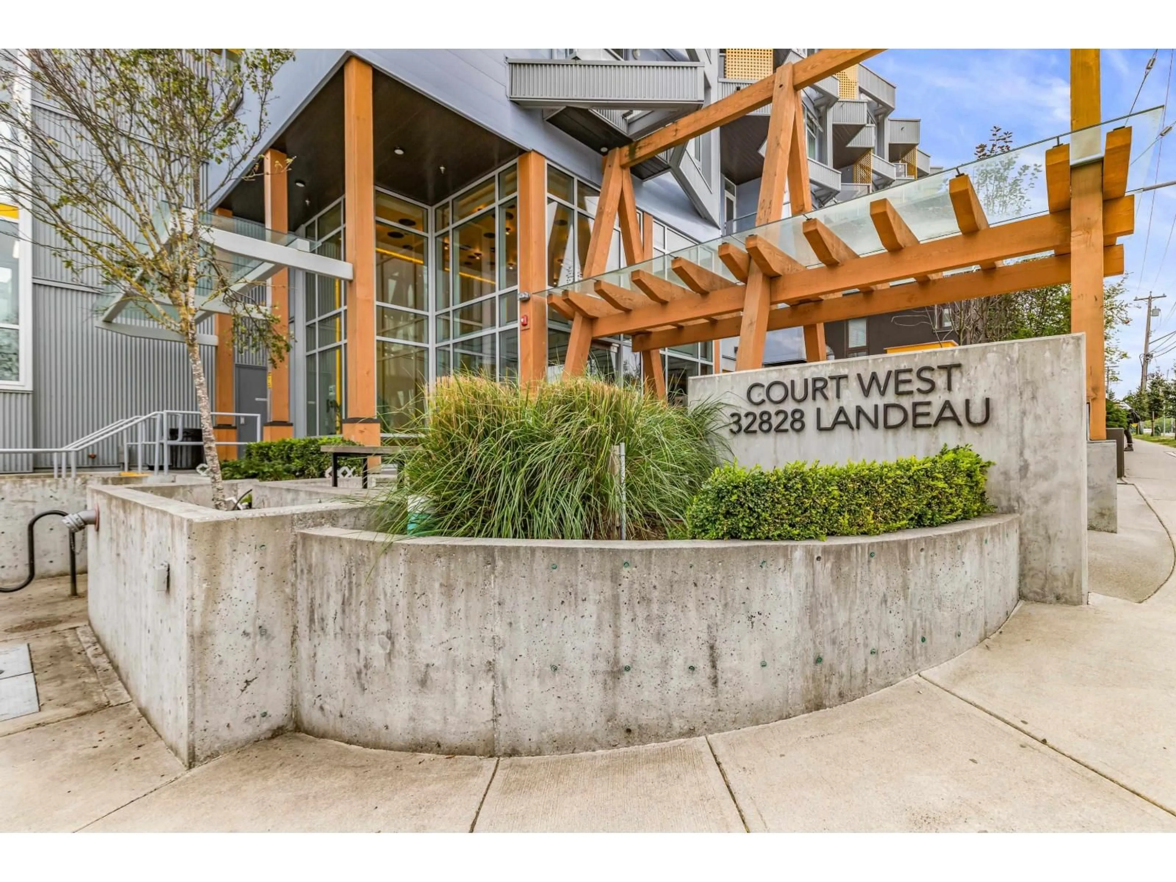 Unknown for 401 - 32828 LANDEAU, Abbotsford British Columbia V2S0M4