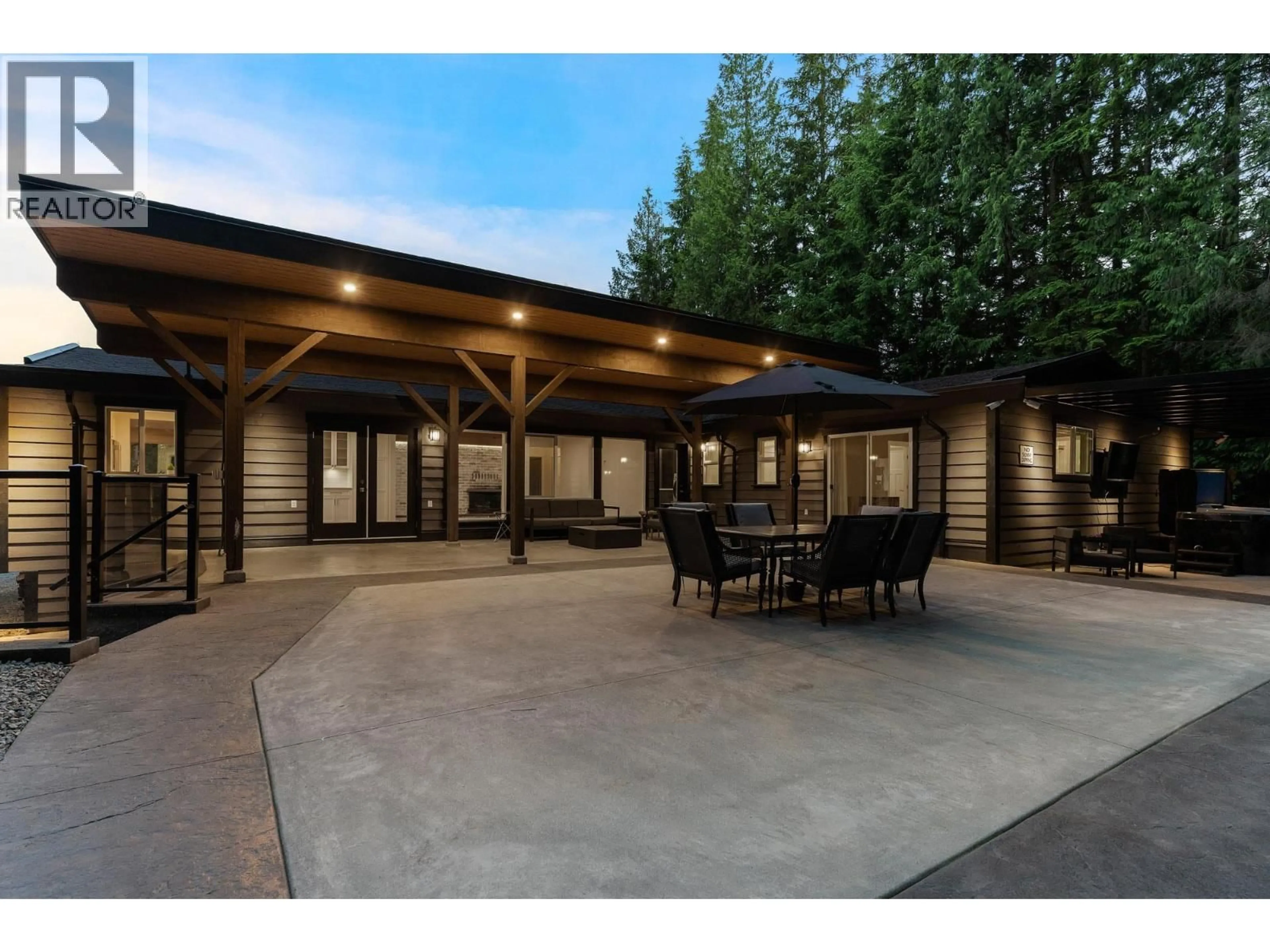 Patio, unknown for 27561 SAYERS CRESCENT, Maple Ridge British Columbia V2W1N3
