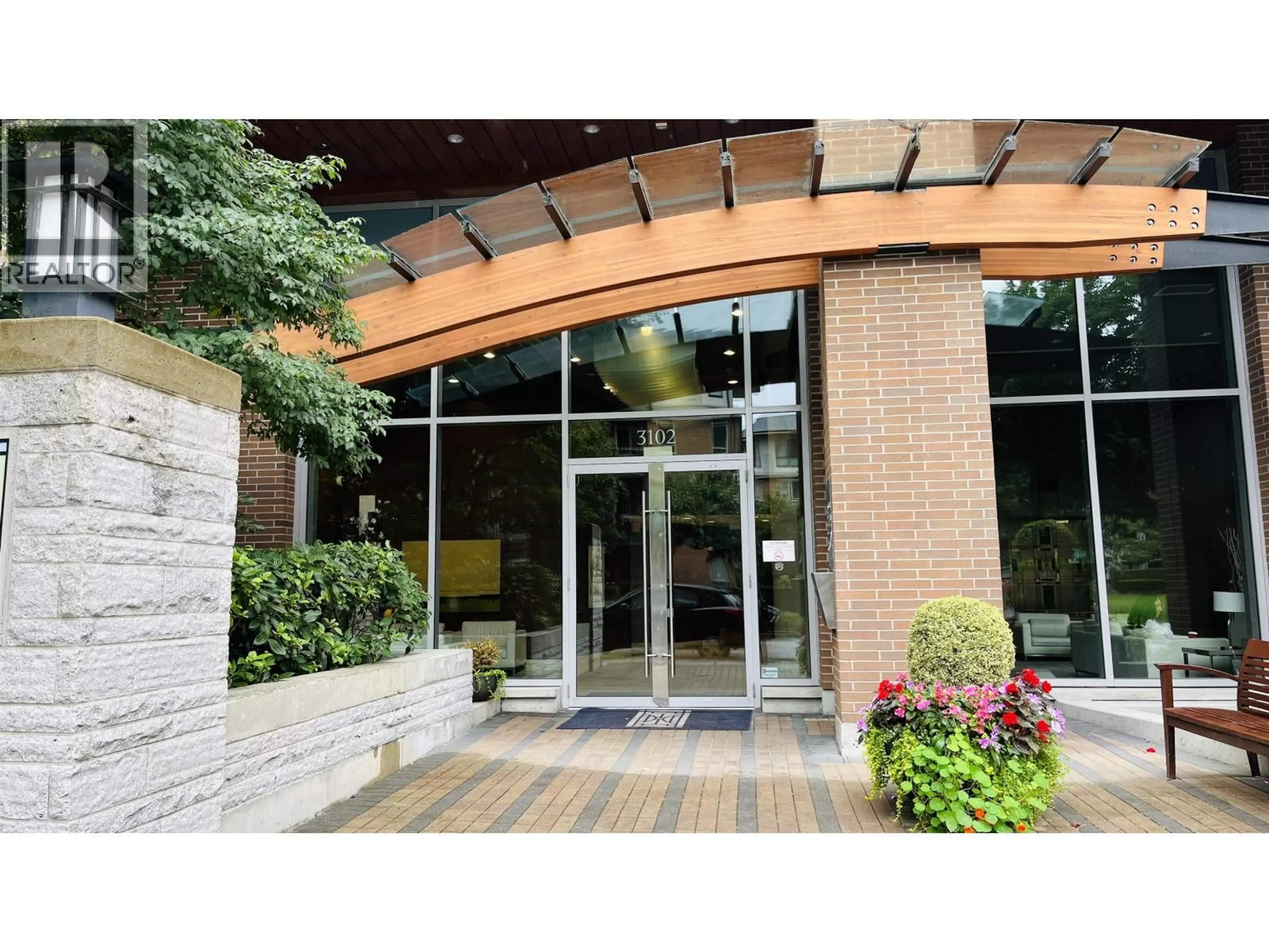 Indoor foyer for 602 - 3102 WINDSOR GATE, Coquitlam British Columbia V3B0J3
