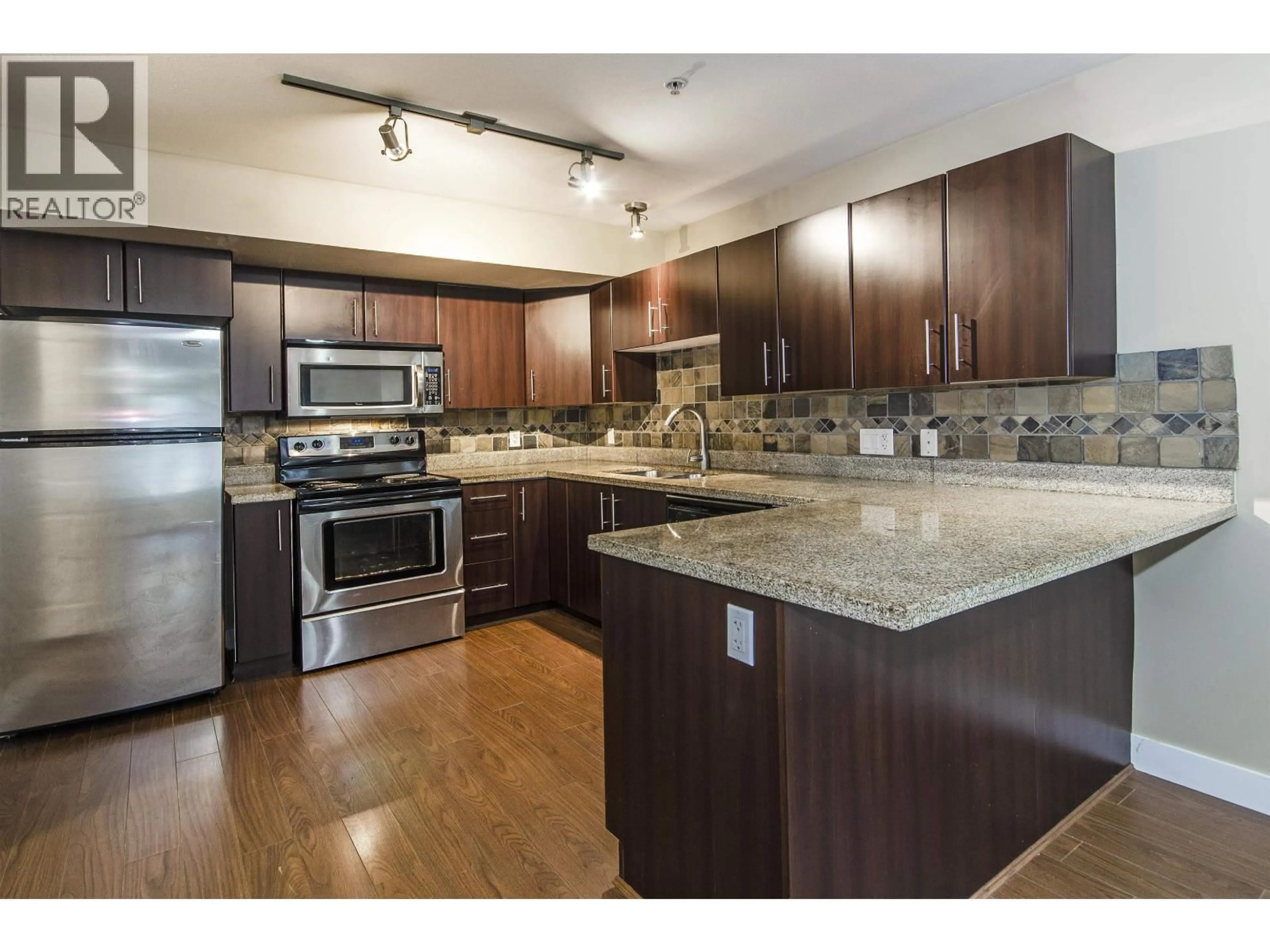 Open concept kitchen, unknown for 46 - 7428 14TH AVENUE, Burnaby British Columbia V3N0C2