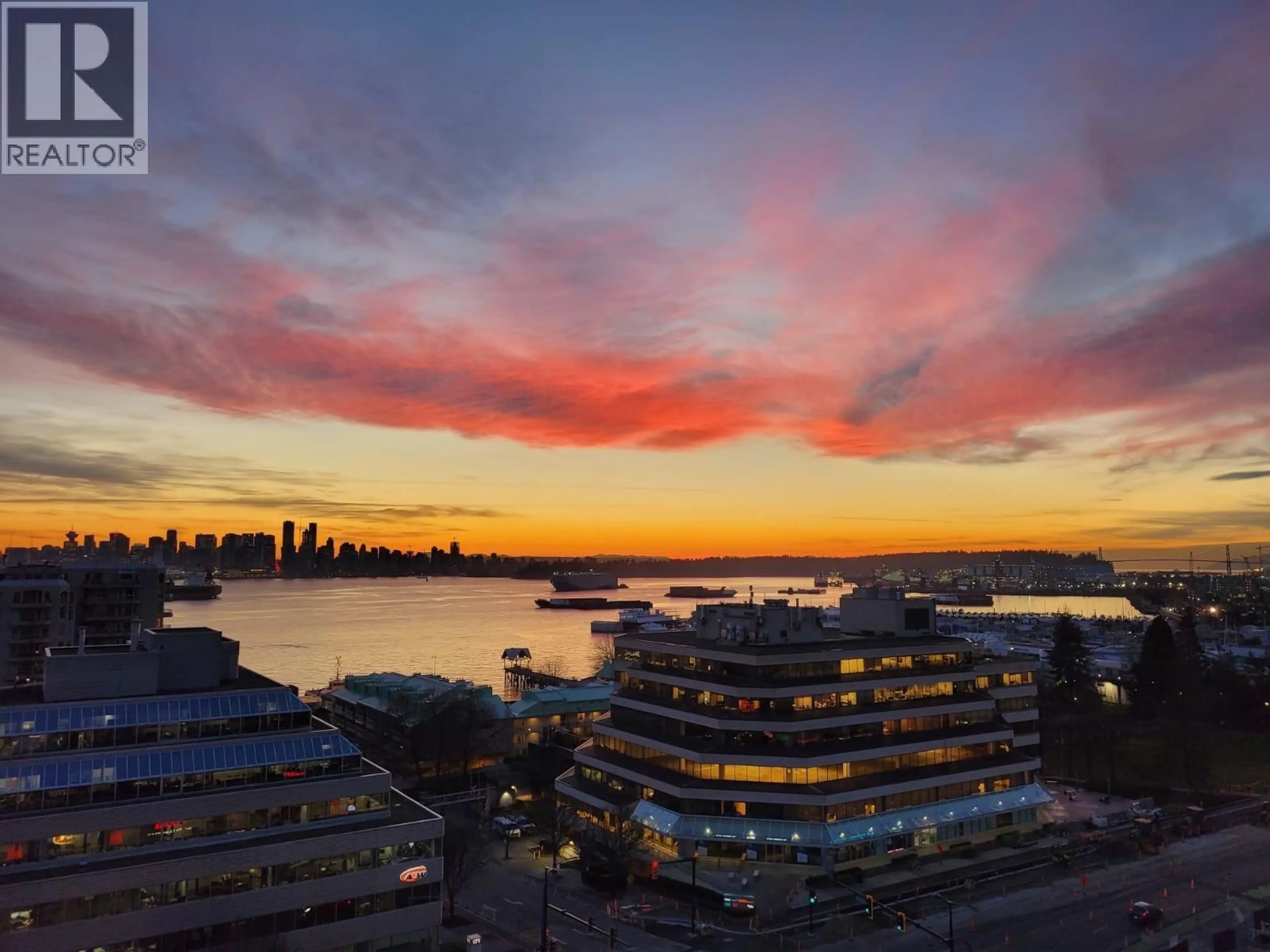 A pic from outside/outdoor area/front of a property/back of a property/a pic from drone, water/lake/river/ocean view for 1012 - 175 1ST STREET, North Vancouver British Columbia V7M3N9