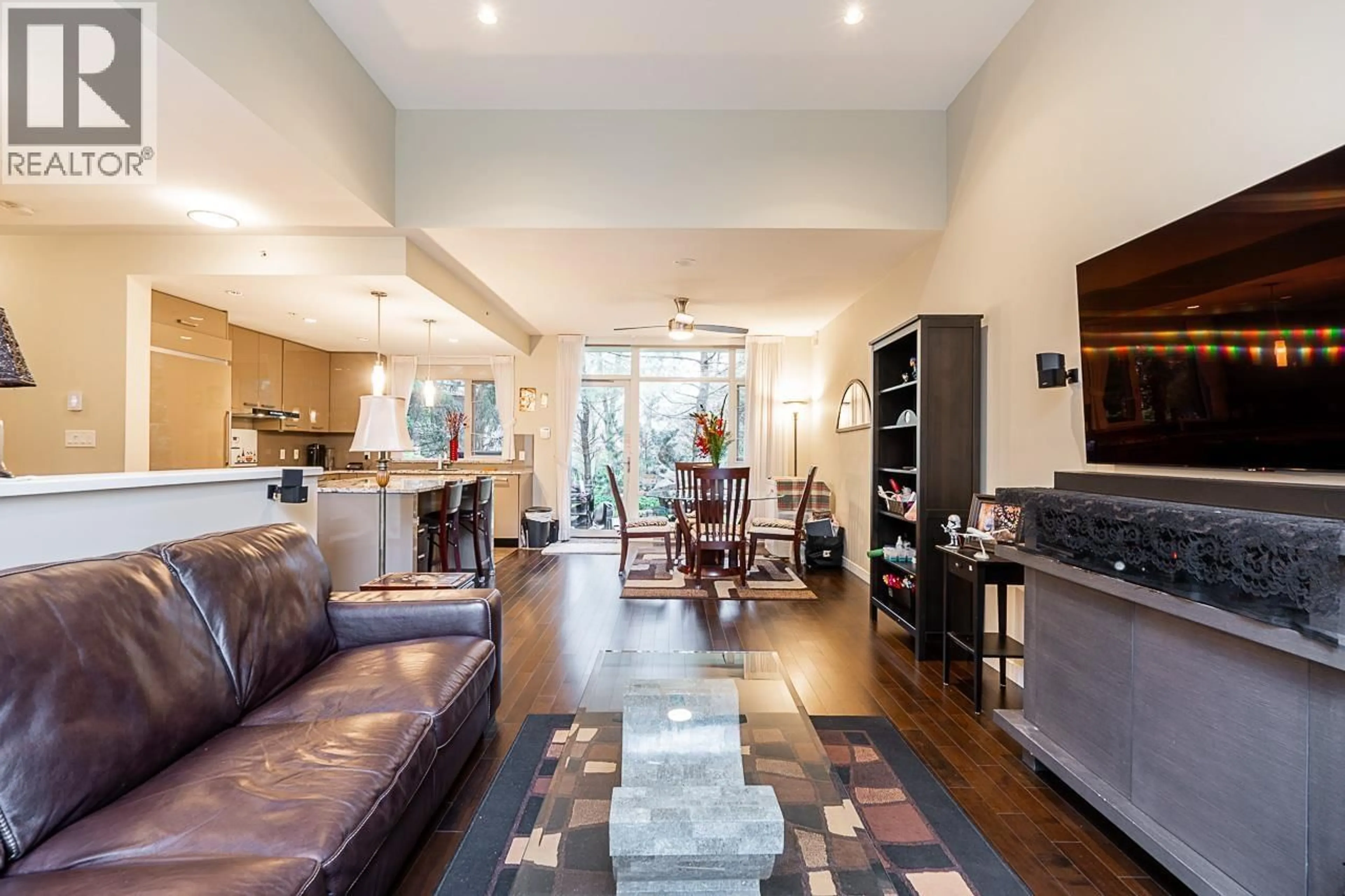 Unknown for 6198 WILSON AVENUE, Burnaby British Columbia V5H2R8