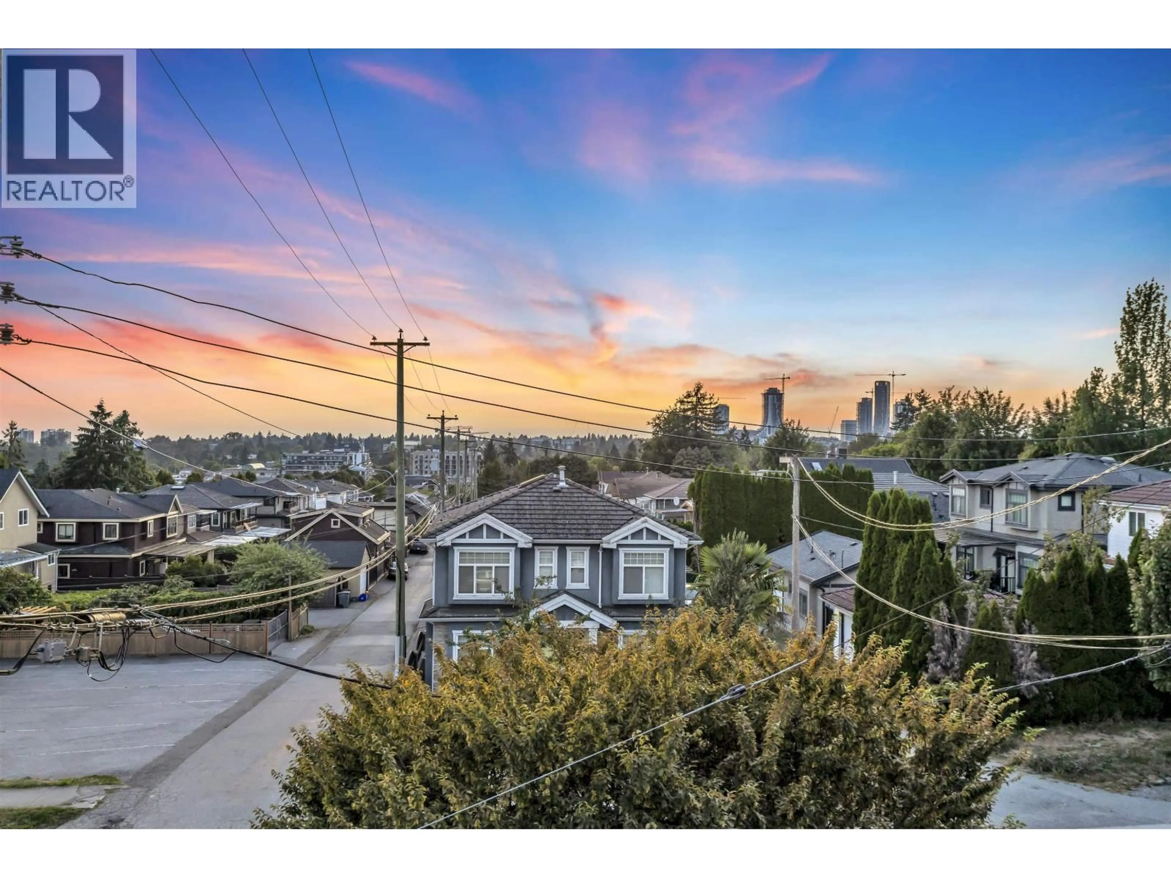 A pic from outside/outdoor area/front of a property/back of a property/a pic from drone, unknown for 6450 ST. GEORGE STREET, Vancouver British Columbia V5W2Y6