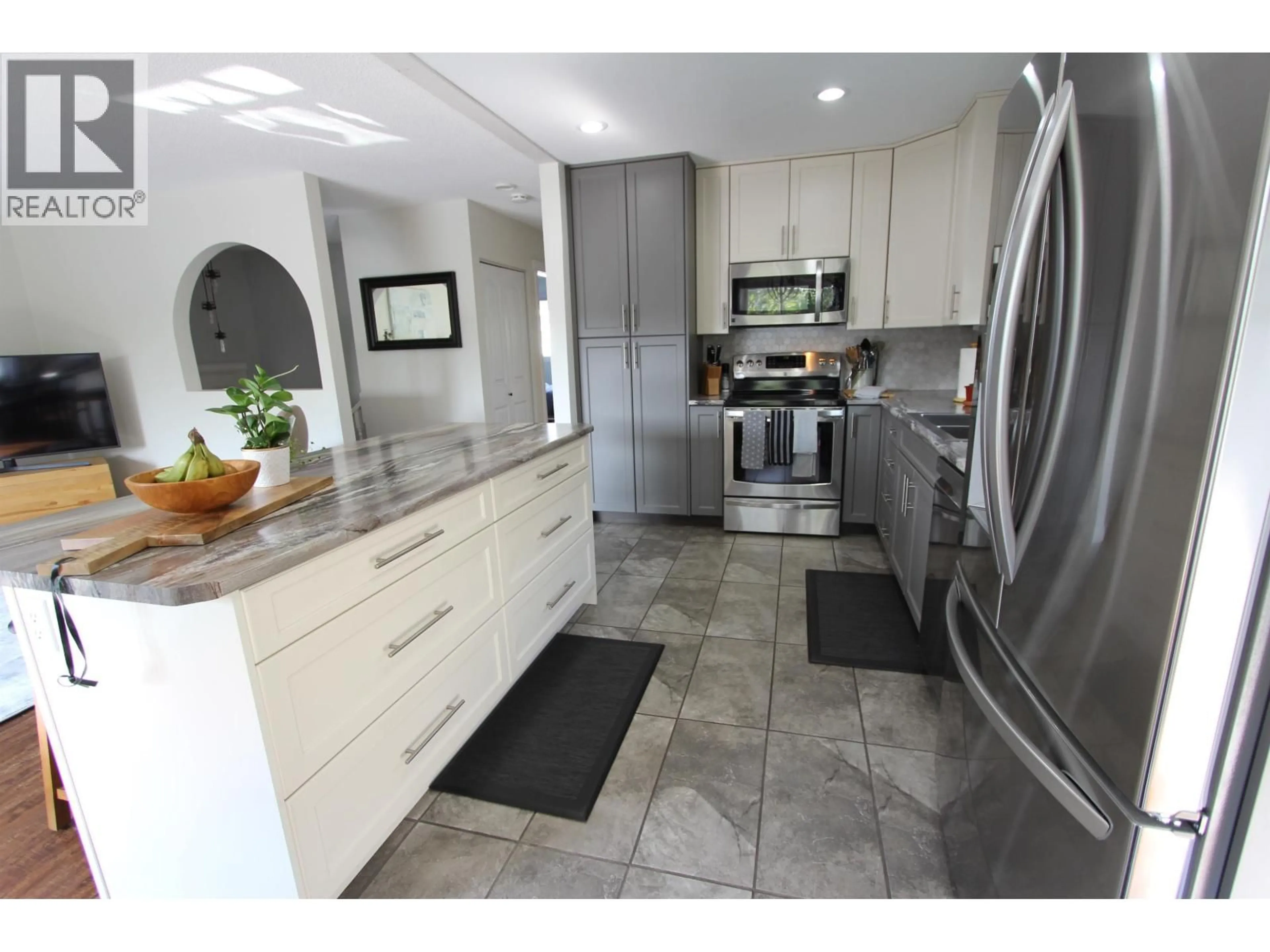 Unknown for 4252 PUNCHAW CRESCENT, Prince George British Columbia V2M5E9