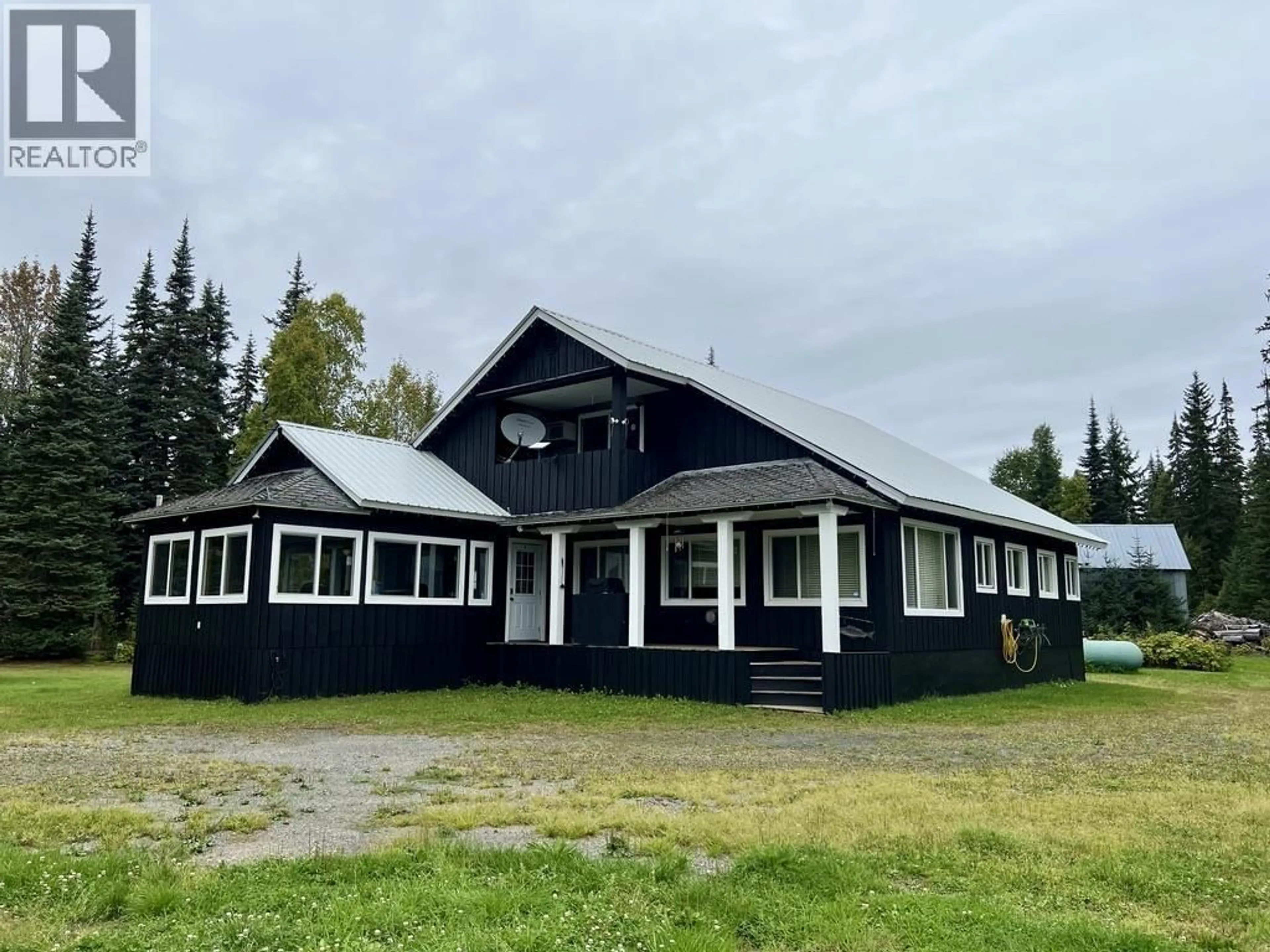 A pic from outside/outdoor area/front of a property/back of a property/a pic from drone, building for 19 TINTINA ROAD, Stewart British Columbia V0J3S0